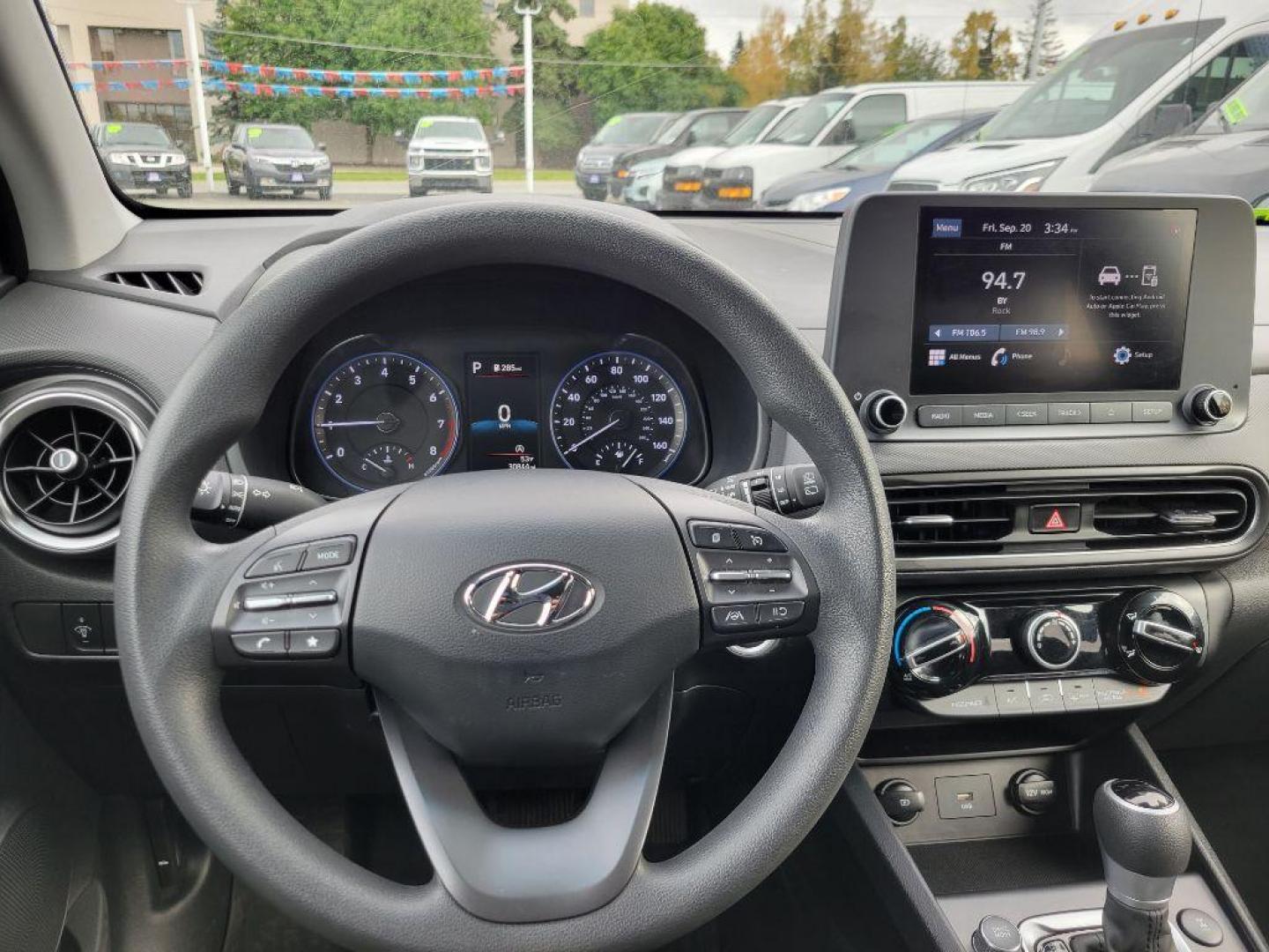 2023 GRAY HYUNDAI KONA SEL SEL (KM8K6CAB8PU) with an 2.0L engine, Continuously Variable transmission, located at 929 East 8th Ave, Anchorage, AK, 99501, (907) 274-2277, 61.214783, -149.866074 - Photo#4