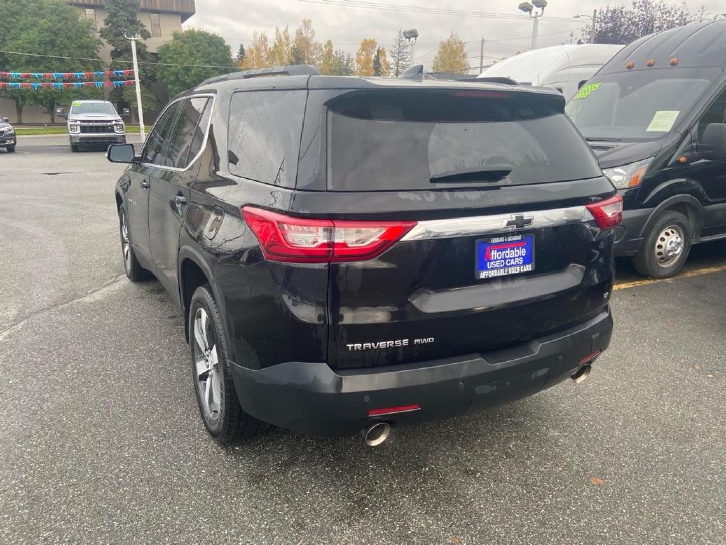 2020 BLACK CHEVROLET TRAVERSE LT (1GNEVHKW5LJ) with an 3.6L engine, Automatic transmission, located at 929 East 8th Ave, Anchorage, AK, 99501, (907) 274-2277, 61.214783, -149.866074 - Photo#2