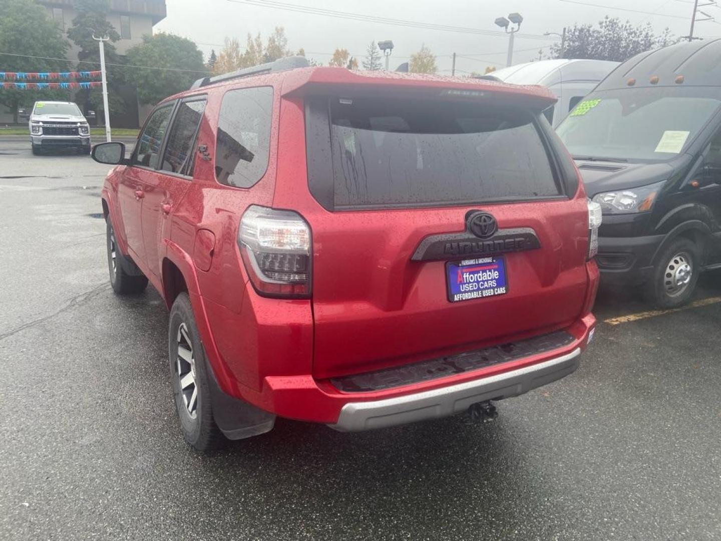 2022 RED TOYOTA 4RUNNER TRD SR5 PREMIUM (JTERU5JR7N6) with an 4.0L engine, Automatic transmission, located at 929 East 8th Ave, Anchorage, AK, 99501, (907) 274-2277, 61.214783, -149.866074 - Photo#2