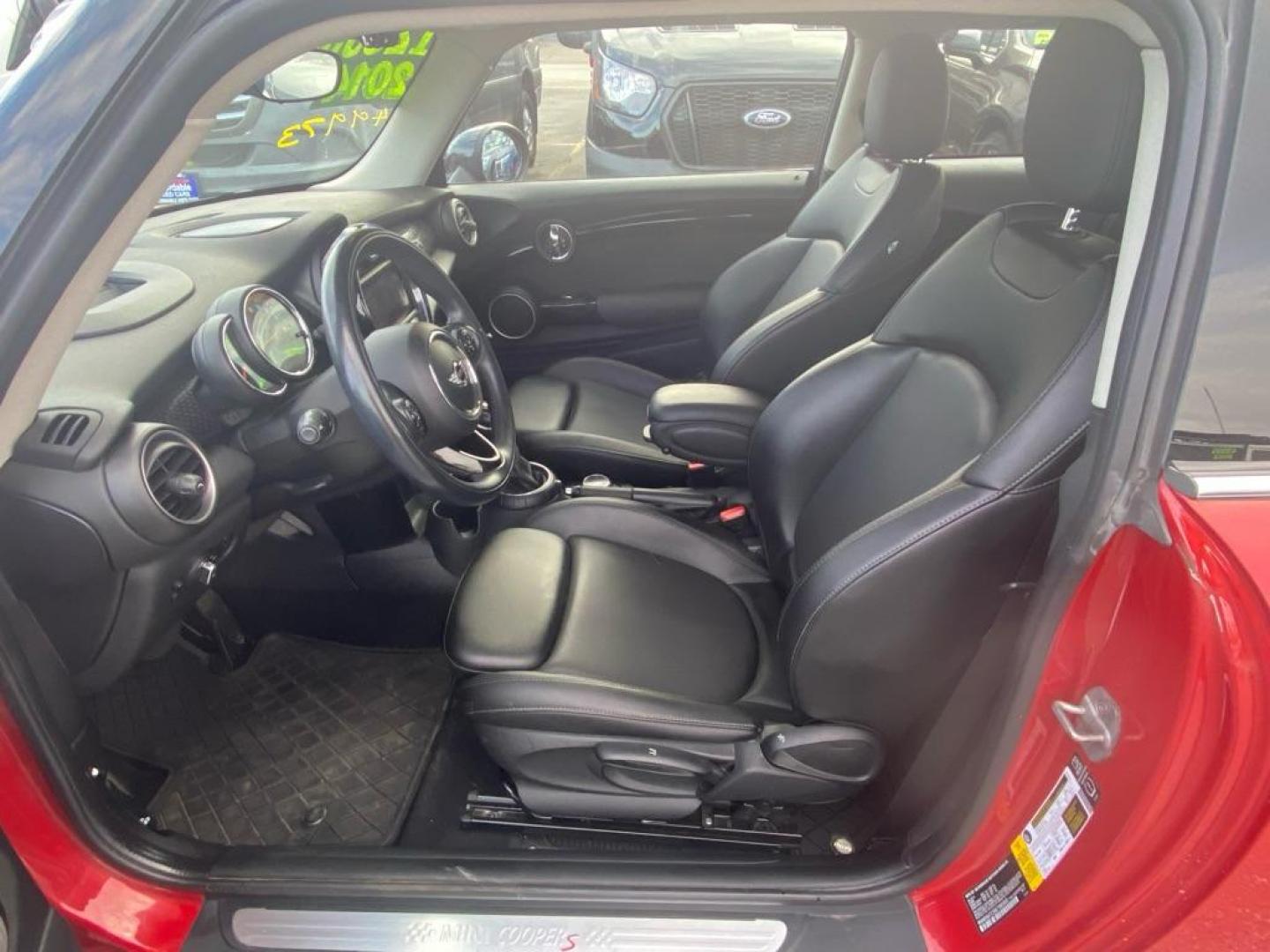 2014 RED MINI COOPER S (WMWXM7C58ET) with an 2.0L engine, Automatic transmission, located at 929 East 8th Ave, Anchorage, AK, 99501, (907) 274-2277, 61.214783, -149.866074 - Photo#3