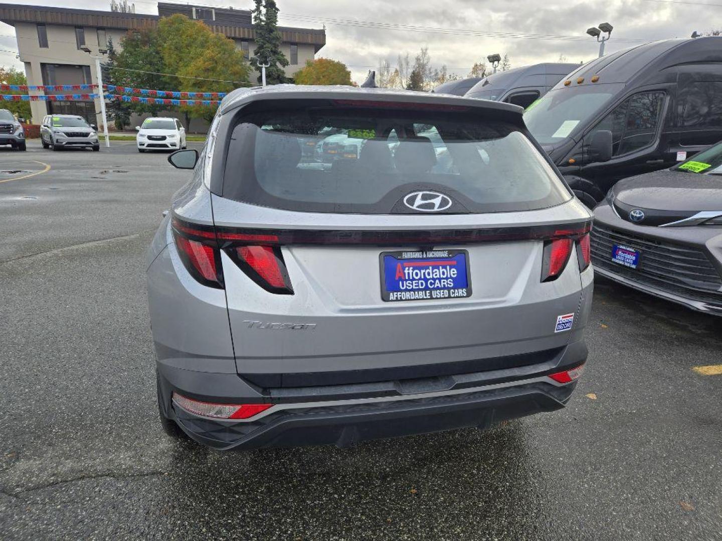 2023 SILVER HYUNDAI TUCSON SE (5NMJA3AE0PH) with an 2.5L engine, Automatic transmission, located at 929 East 8th Ave, Anchorage, AK, 99501, (907) 274-2277, 61.214783, -149.866074 - Photo#2