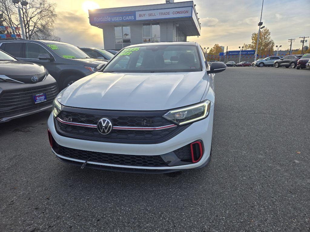 photo of 2022 VOLKSWAGEN JETTA GLI AUTOBAHN