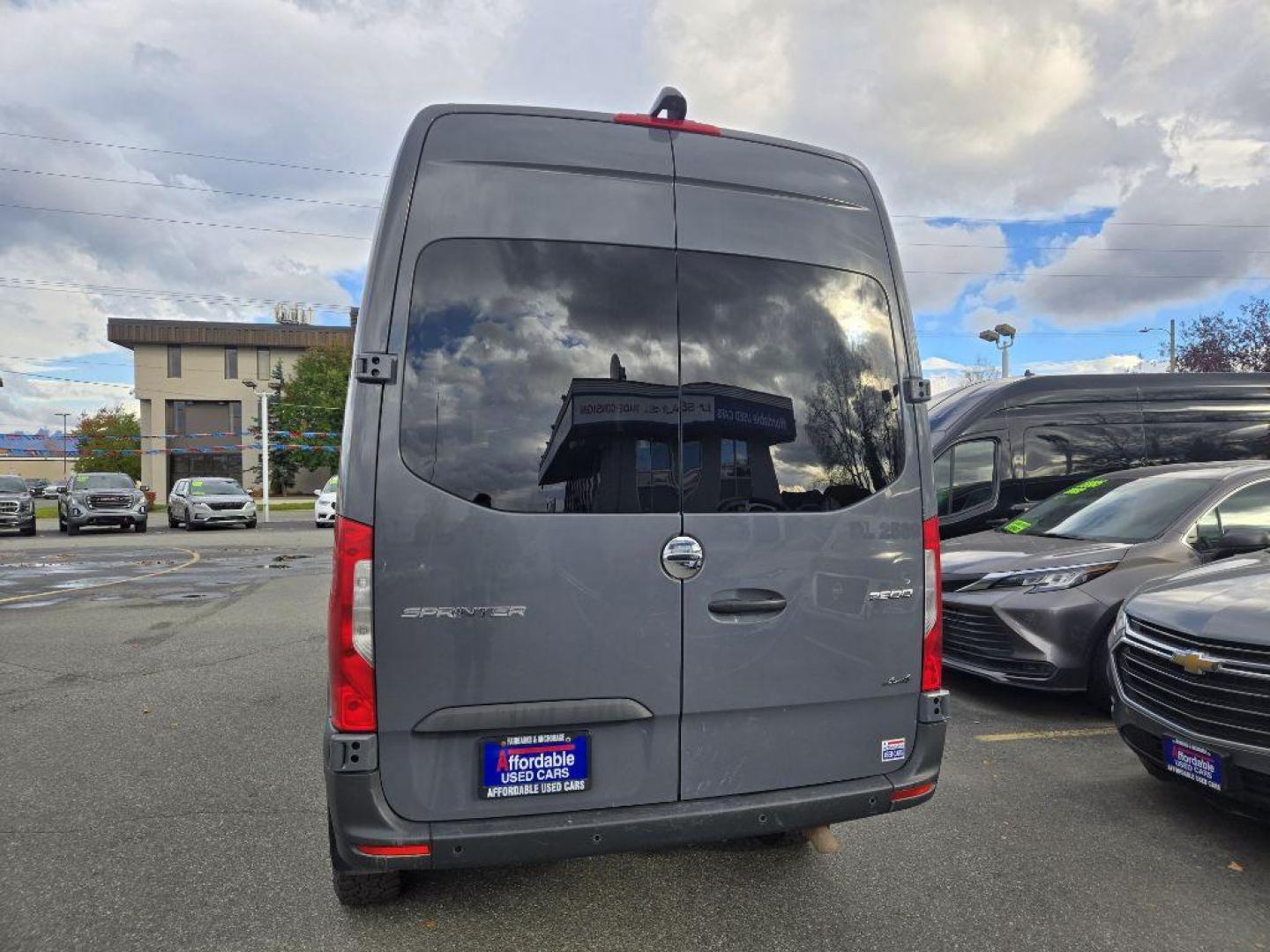 2019 GREY SPRINTER HIGH ROOF (WCDFF0CD7KT) , Automatic transmission, located at 929 East 8th Ave, Anchorage, AK, 99501, (907) 274-2277, 61.214783, -149.866074 - Photo#2