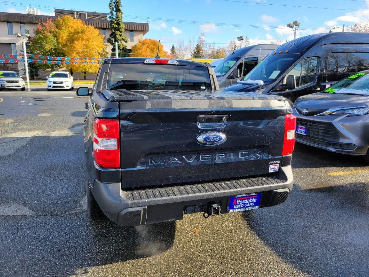 2022 BLUE FORD MAVERICK XL (3FTTW8F90NR) with an 2.0L engine, Automatic transmission, located at 929 East 8th Ave, Anchorage, AK, 99501, (907) 274-2277, 61.214783, -149.866074 - Photo#2