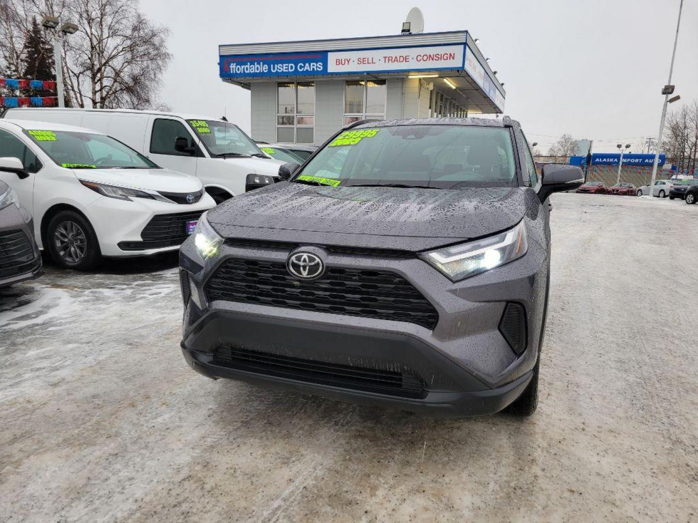 2023 GRAY TOYOTA RAV4 XLE XLE (2T3P1RFVXPC) with an 2.5L engine, Automatic transmission, located at 929 East 8th Ave, Anchorage, AK, 99501, (907) 274-2277, 61.214783, -149.866074 - Photo#0