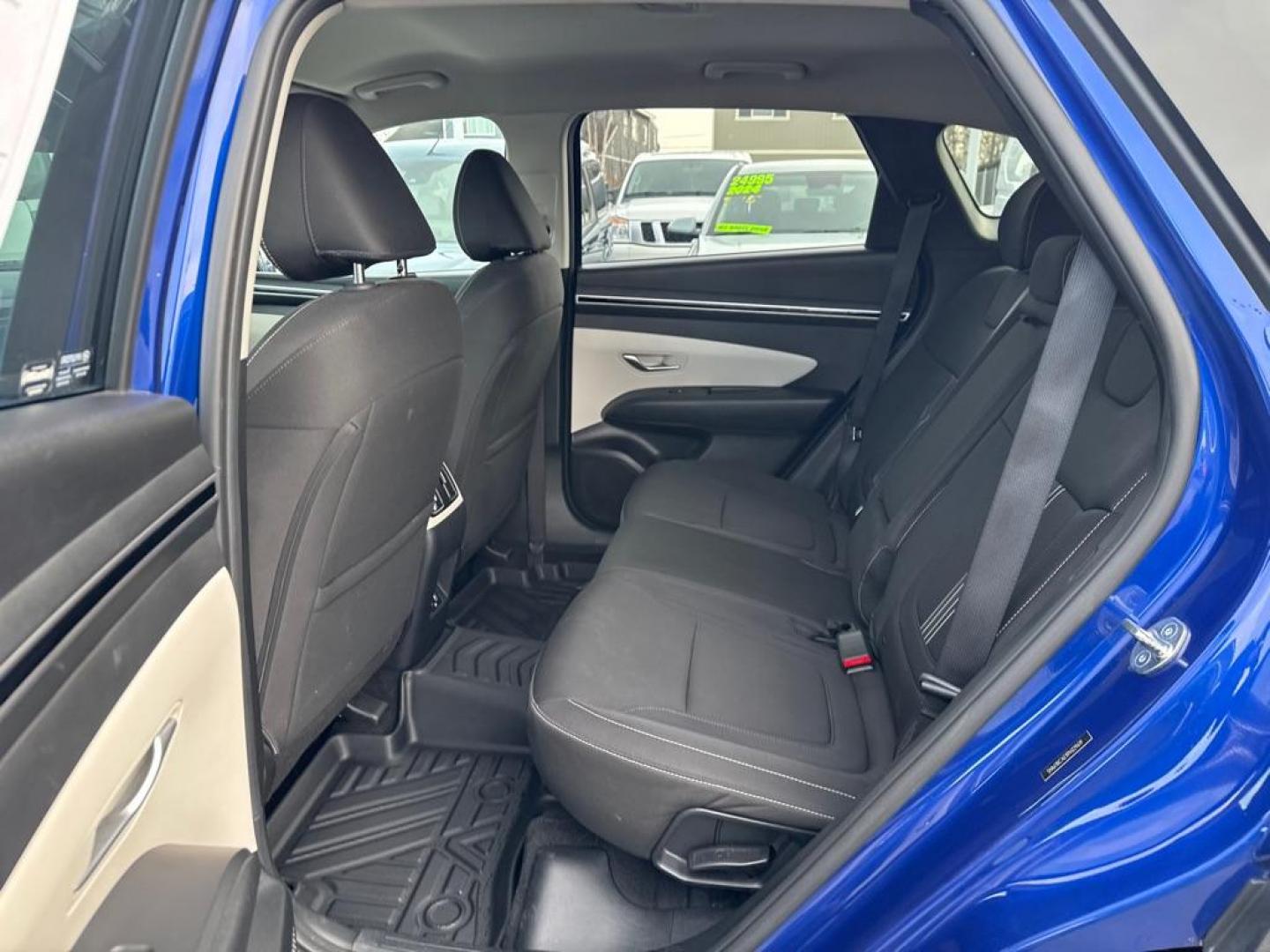 2023 BLUE HYUNDAI TUCSON SEL (5NMJBCAE9PH) with an 2.5L engine, Automatic transmission, located at 929 East 8th Ave, Anchorage, AK, 99501, (907) 274-2277, 61.214783, -149.866074 - Photo#3