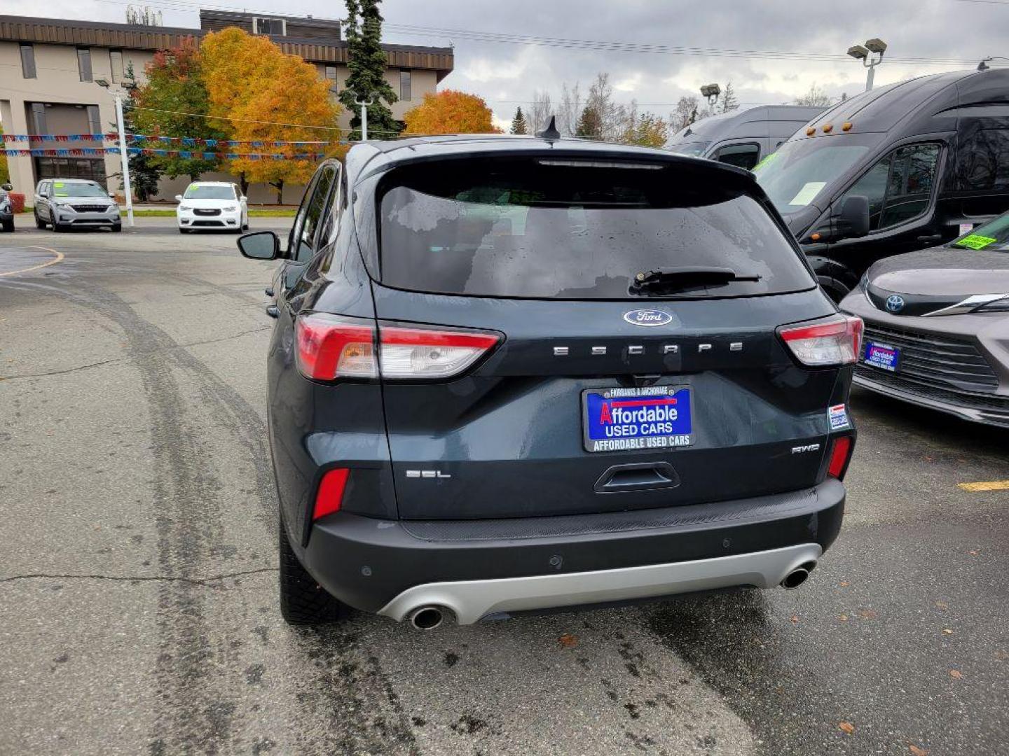 2022 BLUE FORD ESCAPE SEL SEL (1FMCU9H61NU) with an 1.5L engine, Automatic transmission, located at 929 East 8th Ave, Anchorage, AK, 99501, (907) 274-2277, 61.214783, -149.866074 - Photo#2