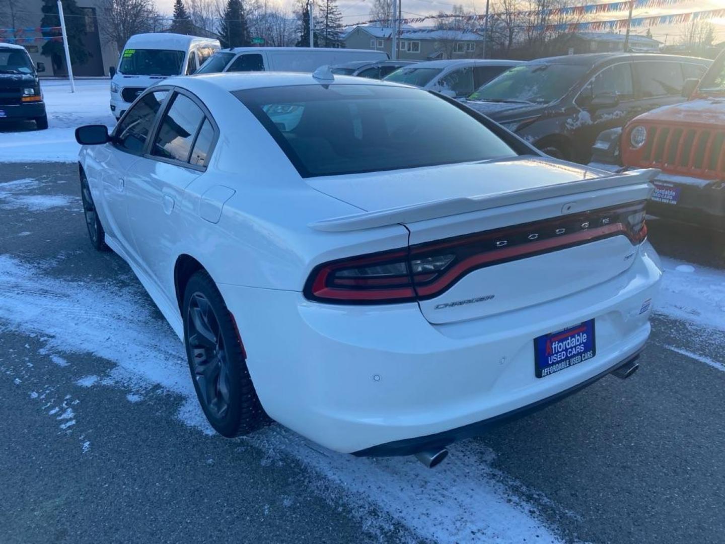 2019 WHITE DODGE CHARGER GT (2C3CDXHG4KH) with an 3.6L engine, Automatic transmission, located at 929 East 8th Ave, Anchorage, AK, 99501, (907) 274-2277, 61.214783, -149.866074 - Photo#2