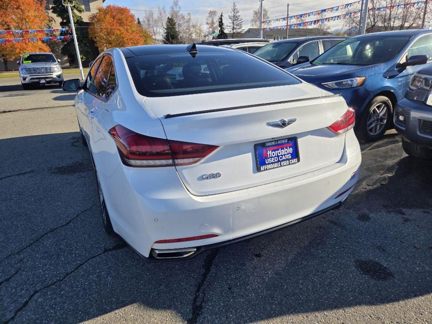 2015 WHITE HYUNDAI GENESIS 3.8L (KMHGN4JE6FU) with an 3.8L engine, Automatic transmission, located at 929 East 8th Ave, Anchorage, AK, 99501, (907) 274-2277, 61.214783, -149.866074 - Photo#2