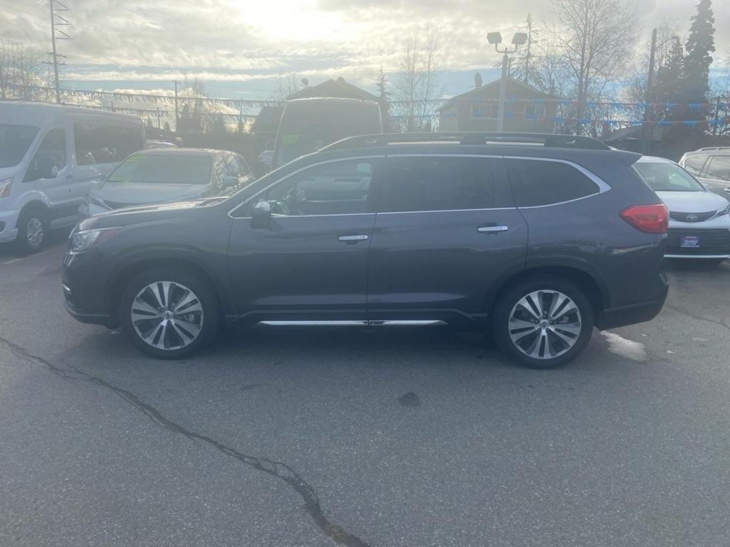 2019 GRAY SUBARU ASCENT TOURING (4S4WMARD1K3) with an 2.4L engine, Automatic transmission, located at 929 East 8th Ave, Anchorage, AK, 99501, (907) 274-2277, 61.214783, -149.866074 - Photo#1