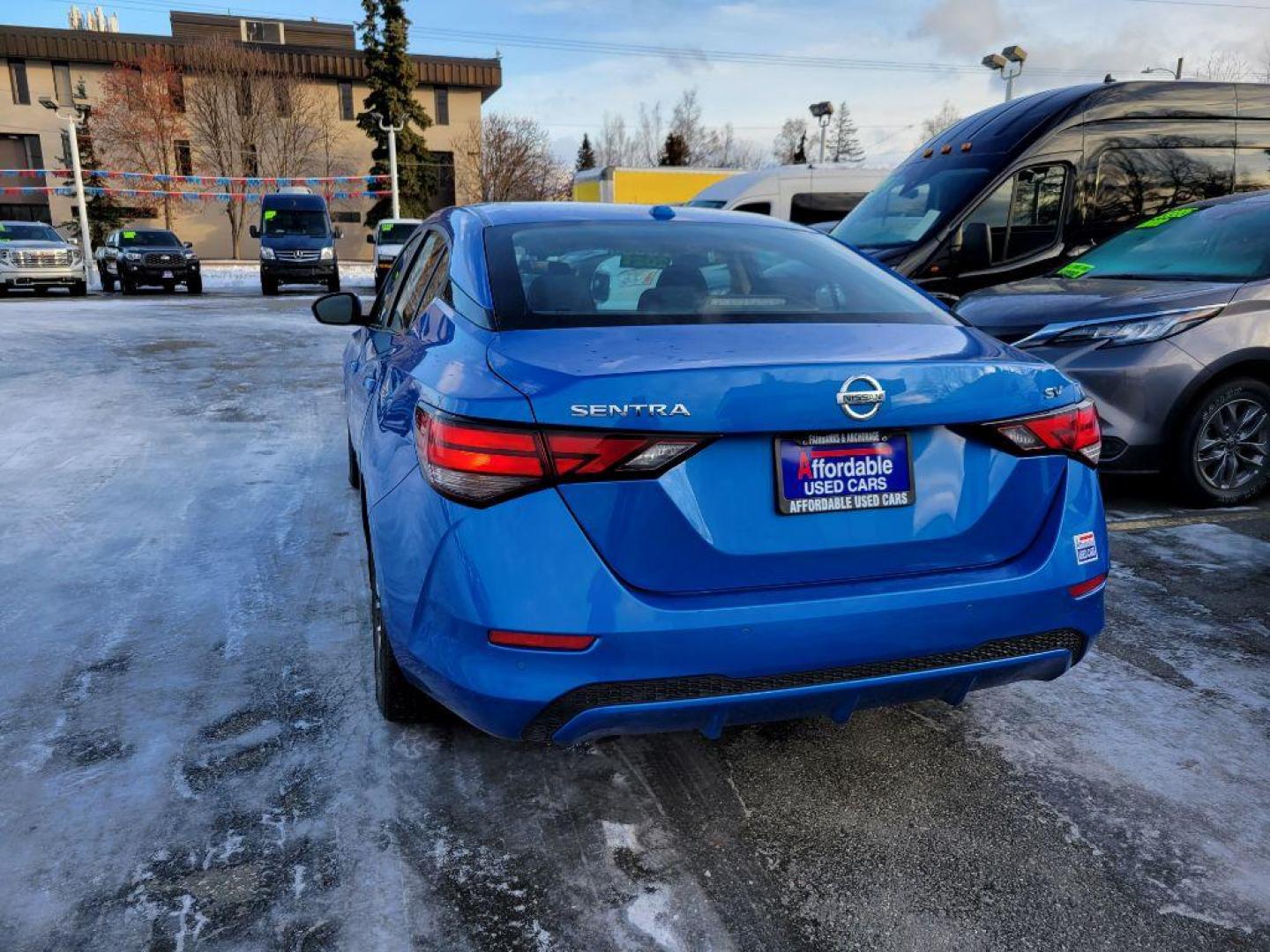 2021 NISSAN SENTRA SV SV (3N1AB8CV5MY) with an 2.0L engine, Continuously Variable transmission, located at 929 East 8th Ave, Anchorage, AK, 99501, (907) 274-2277, 61.214783, -149.866074 - Photo#2