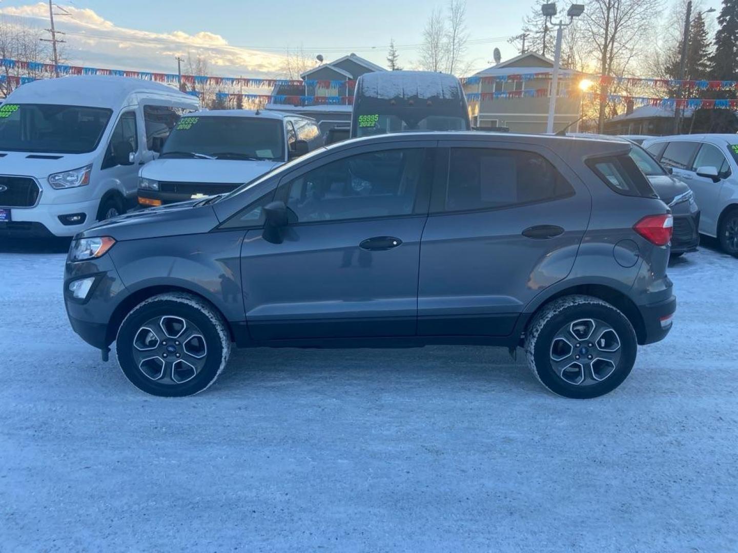 2018 GRAY FORD ECOSPORT S (MAJ6P1SLXJC) with an 2.0L engine, Automatic transmission, located at 929 East 8th Ave, Anchorage, AK, 99501, (907) 274-2277, 61.214783, -149.866074 - Photo#1