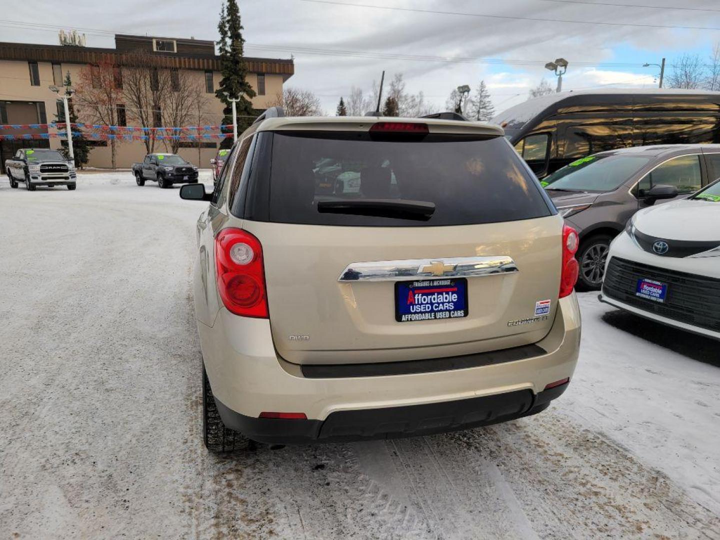 2015 TAN CHEVROLET EQUINOX LT (1GNFLFEK5FZ) with an 2.4L engine, Automatic transmission, located at 929 East 8th Ave, Anchorage, AK, 99501, (907) 274-2277, 61.214783, -149.866074 - Photo#2