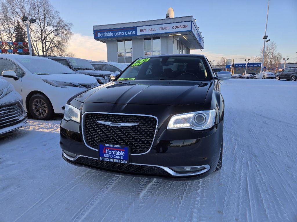 photo of 2017 CHRYSLER 300C 