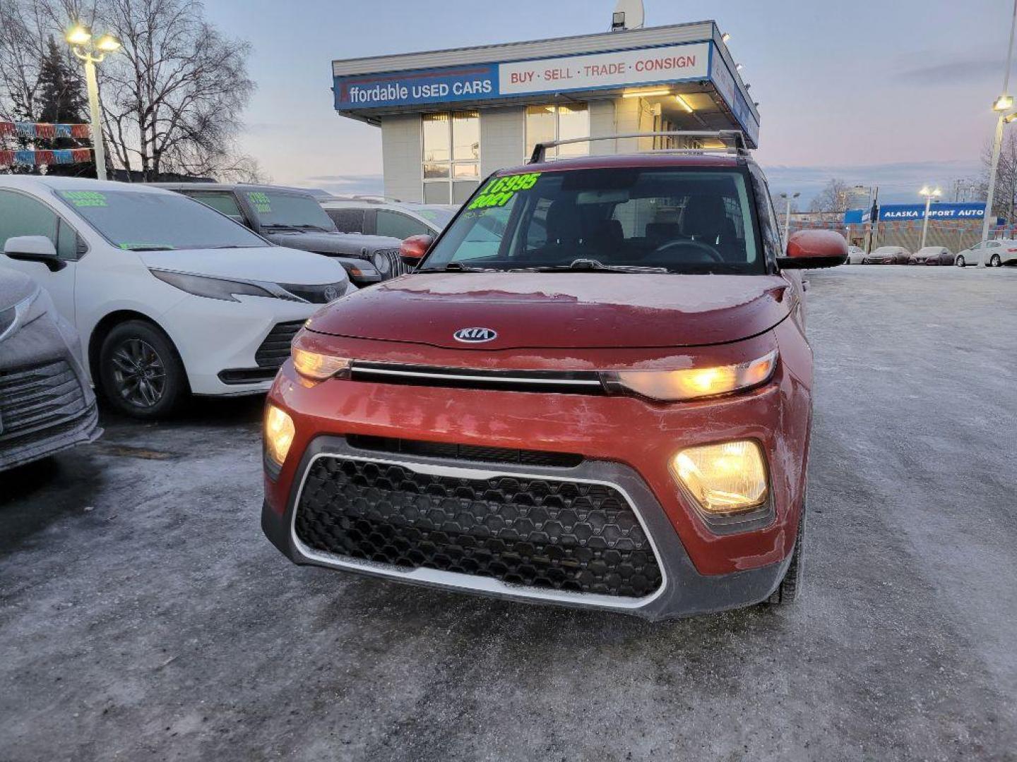 2021 RED KIA SOUL LX (KNDJ23AU9M7) with an 2.0L engine, 6-Speed Manual transmission, located at 929 East 8th Ave, Anchorage, AK, 99501, (907) 274-2277, 61.214783, -149.866074 - Photo#0