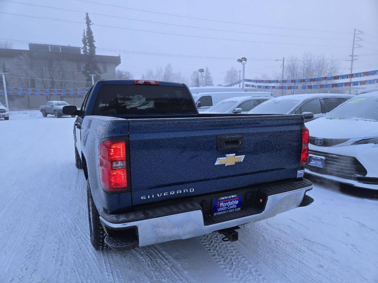 2017 BLUE CHEVROLET SILVERADO 1500 (1GCVKNEC6HZ) with an 5.3L engine, Automatic transmission, located at 929 East 8th Ave, Anchorage, AK, 99501, (907) 274-2277, 61.214783, -149.866074 - Photo#2