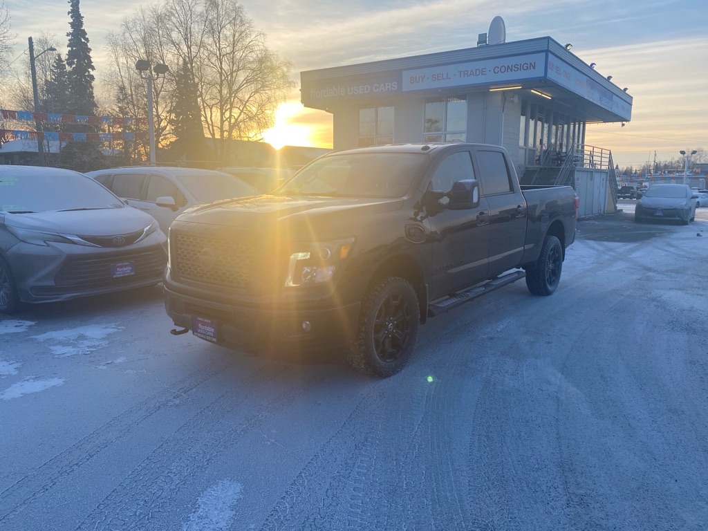 photo of 2018 NISSAN TITAN XD SL