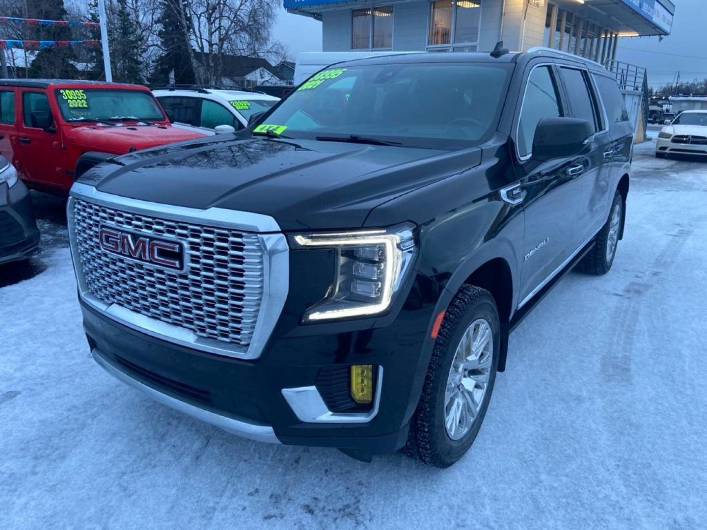 2021 BLACK GMC YUKON XL DENALI (1GKS2JKL2MR) with an 6.2L engine, Automatic transmission, located at 929 East 8th Ave, Anchorage, AK, 99501, (907) 274-2277, 61.214783, -149.866074 - Photo#0