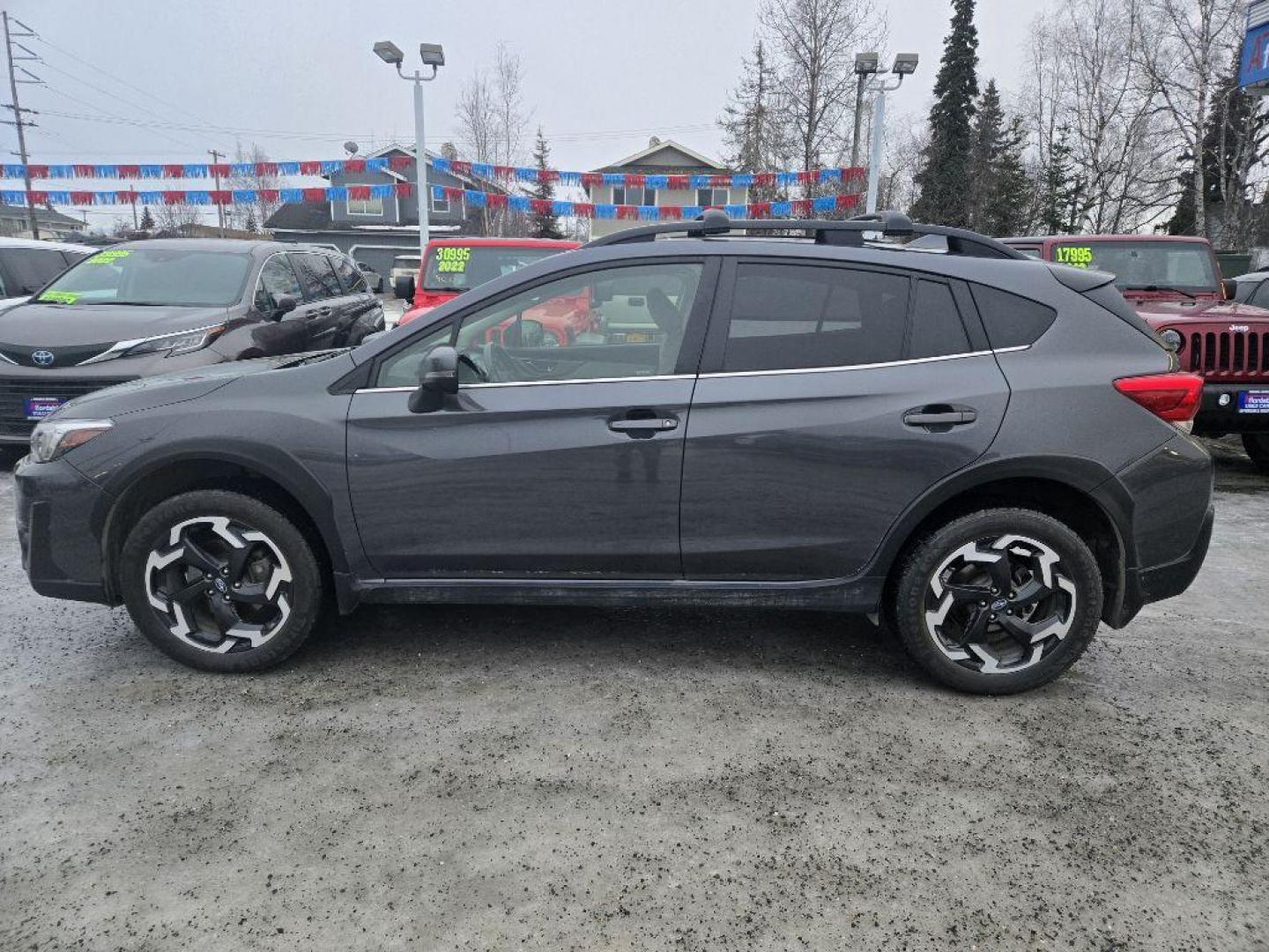 2021 GRAY SUBARU CROSSTREK LIMITED (JF2GTHNC5M8) with an 2.5L engine, Automatic transmission, located at 929 East 8th Ave, Anchorage, AK, 99501, (907) 274-2277, 61.214783, -149.866074 - Photo#1