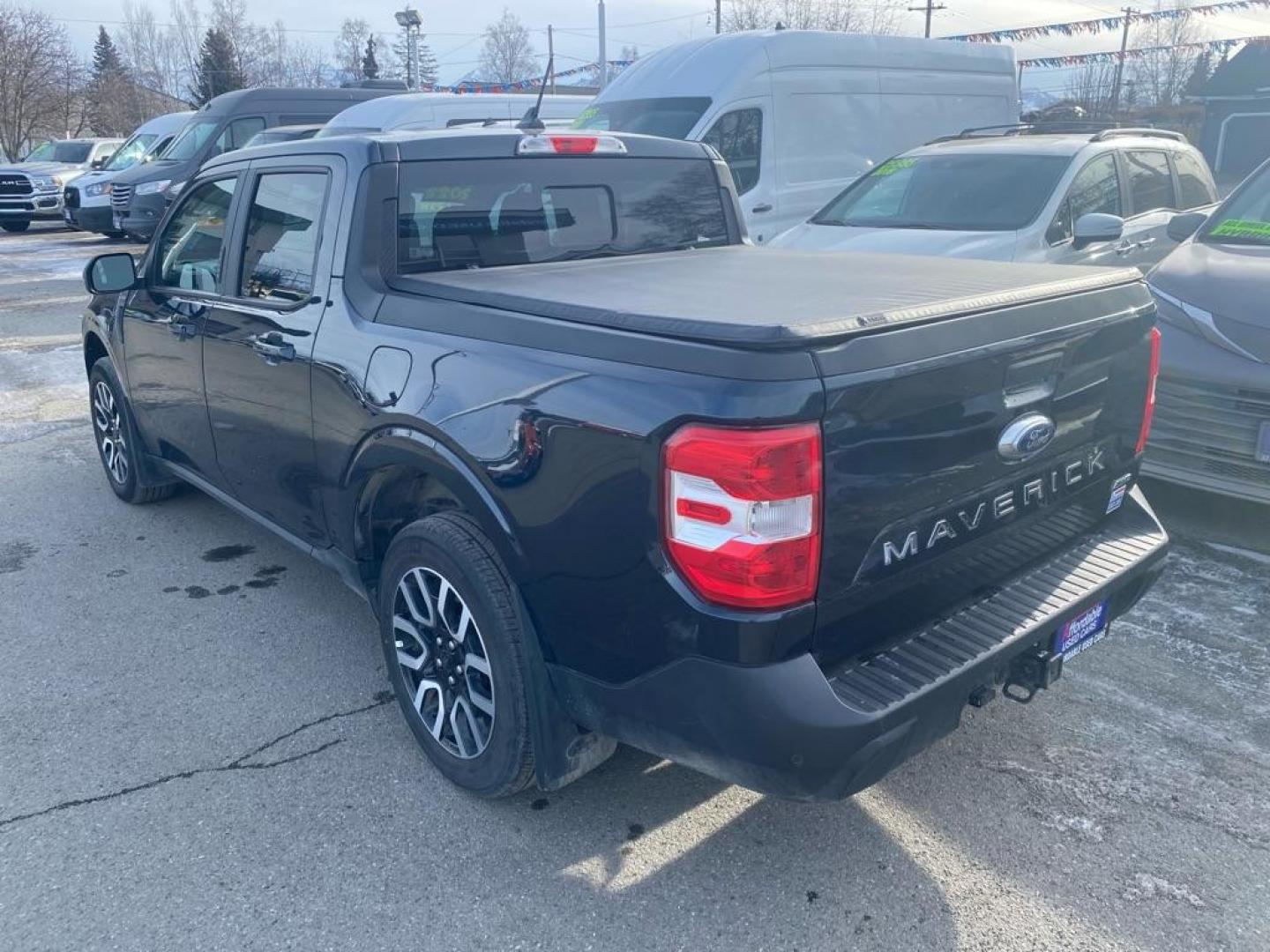 2022 BLUE FORD MAVERICK LARIAT (3FTTW8F91NR) with an 2.0L engine, Automatic transmission, located at 929 East 8th Ave, Anchorage, AK, 99501, (907) 274-2277, 61.214783, -149.866074 - Photo#2