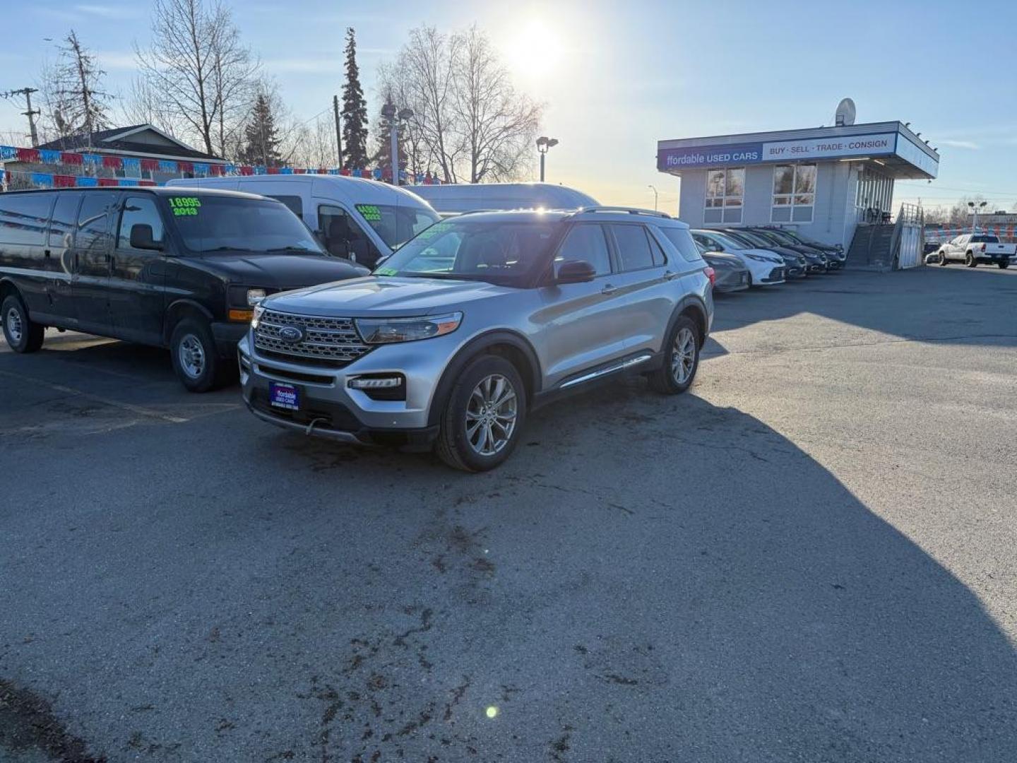 2022 SILVER FORD EXPLORER LIMITED (1FMSK8FH0NG) with an 2.3L engine, Automatic transmission, located at 929 East 8th Ave, Anchorage, AK, 99501, (907) 274-2277, 61.214783, -149.866074 - Photo#0