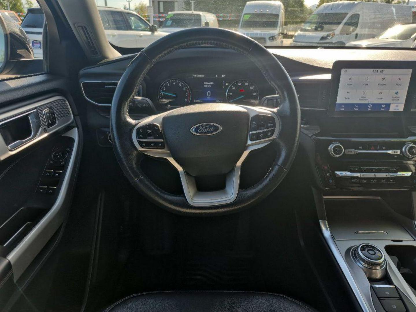 2022 SILVER FORD EXPLORER LIMITED (1FMSK8FH0NG) with an 2.3L engine, Automatic transmission, located at 929 East 8th Ave, Anchorage, AK, 99501, (907) 274-2277, 61.214783, -149.866074 - Photo#4