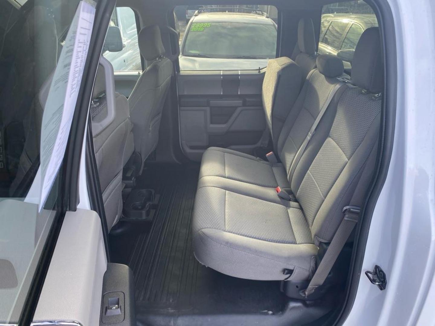 2020 WHITE FORD F150 SUPERCREW (1FTEW1E56LF) with an 5.0L engine, Automatic transmission, located at 929 East 8th Ave, Anchorage, AK, 99501, (907) 274-2277, 61.214783, -149.866074 - Photo#3