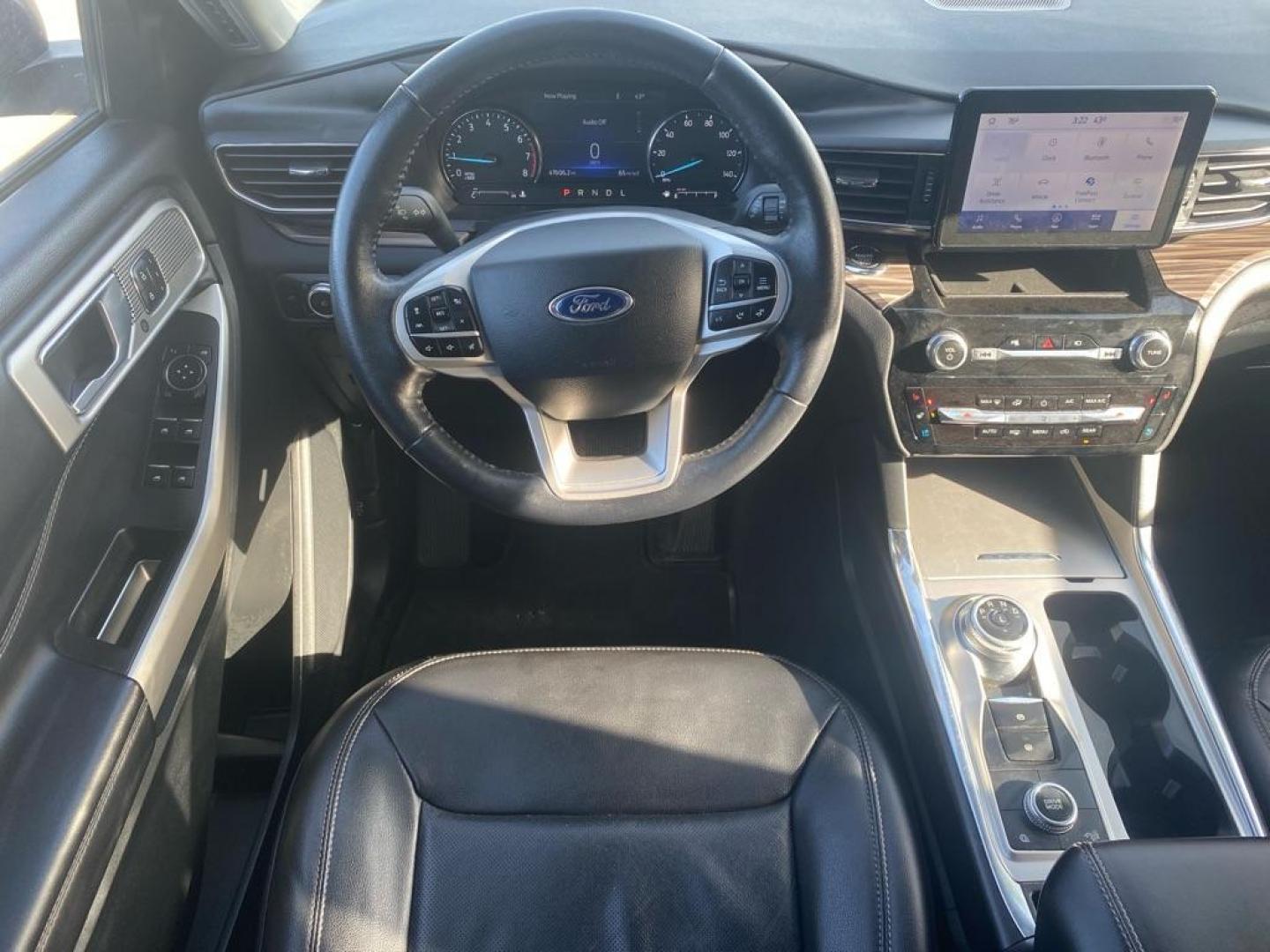 2022 SILVER FORD EXPLORER LIMITED (1FMSK8FH4NG) with an 2.3L engine, Automatic transmission, located at 929 East 8th Ave, Anchorage, AK, 99501, (907) 274-2277, 61.214783, -149.866074 - Photo#4