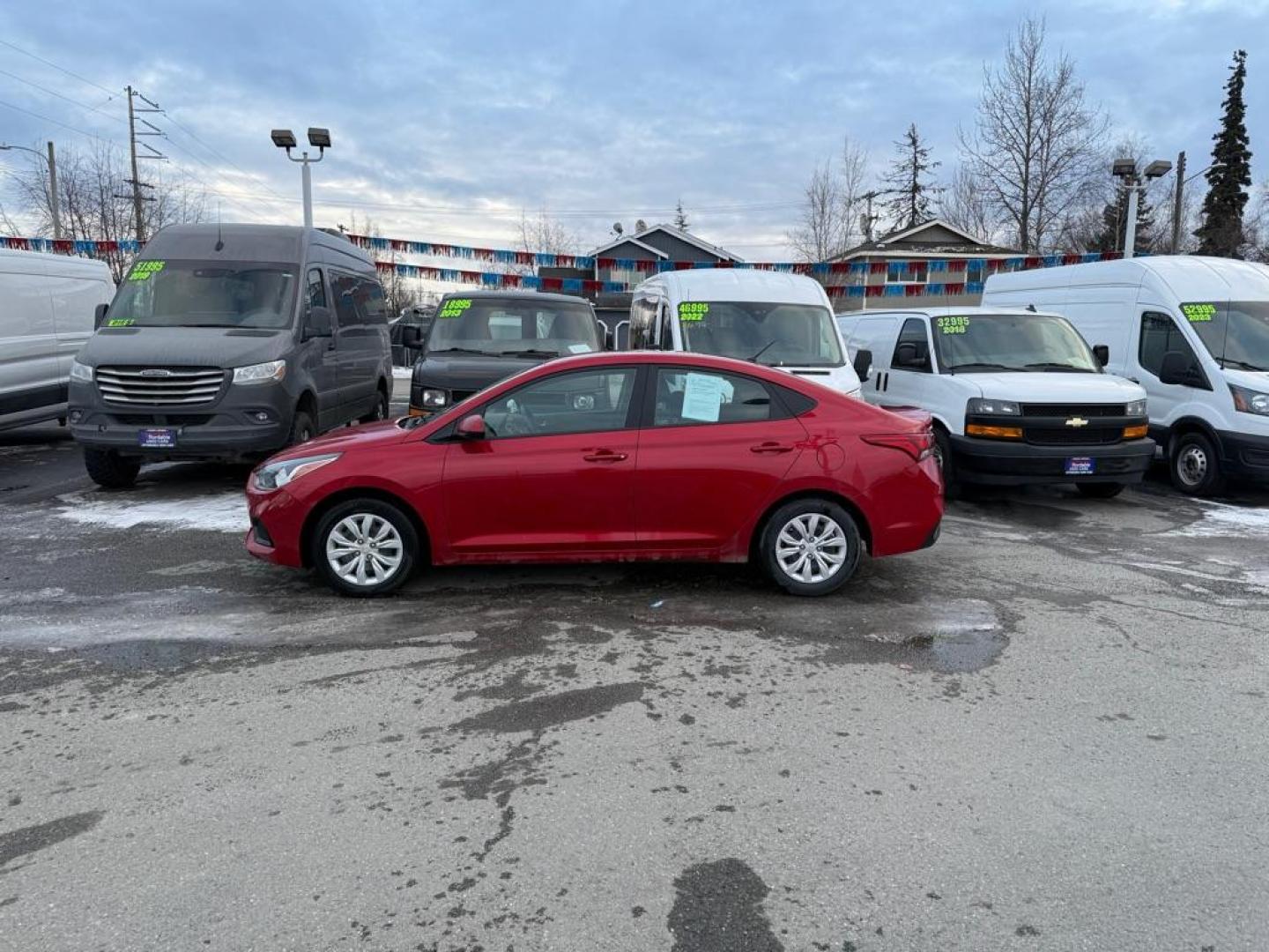 2021 RED HYUNDAI ACCENT SE SE (3KPC24A62ME) with an 1.6L engine, Automatic transmission, located at 929 East 8th Ave, Anchorage, AK, 99501, (907) 274-2277, 61.214783, -149.866074 - Photo#1