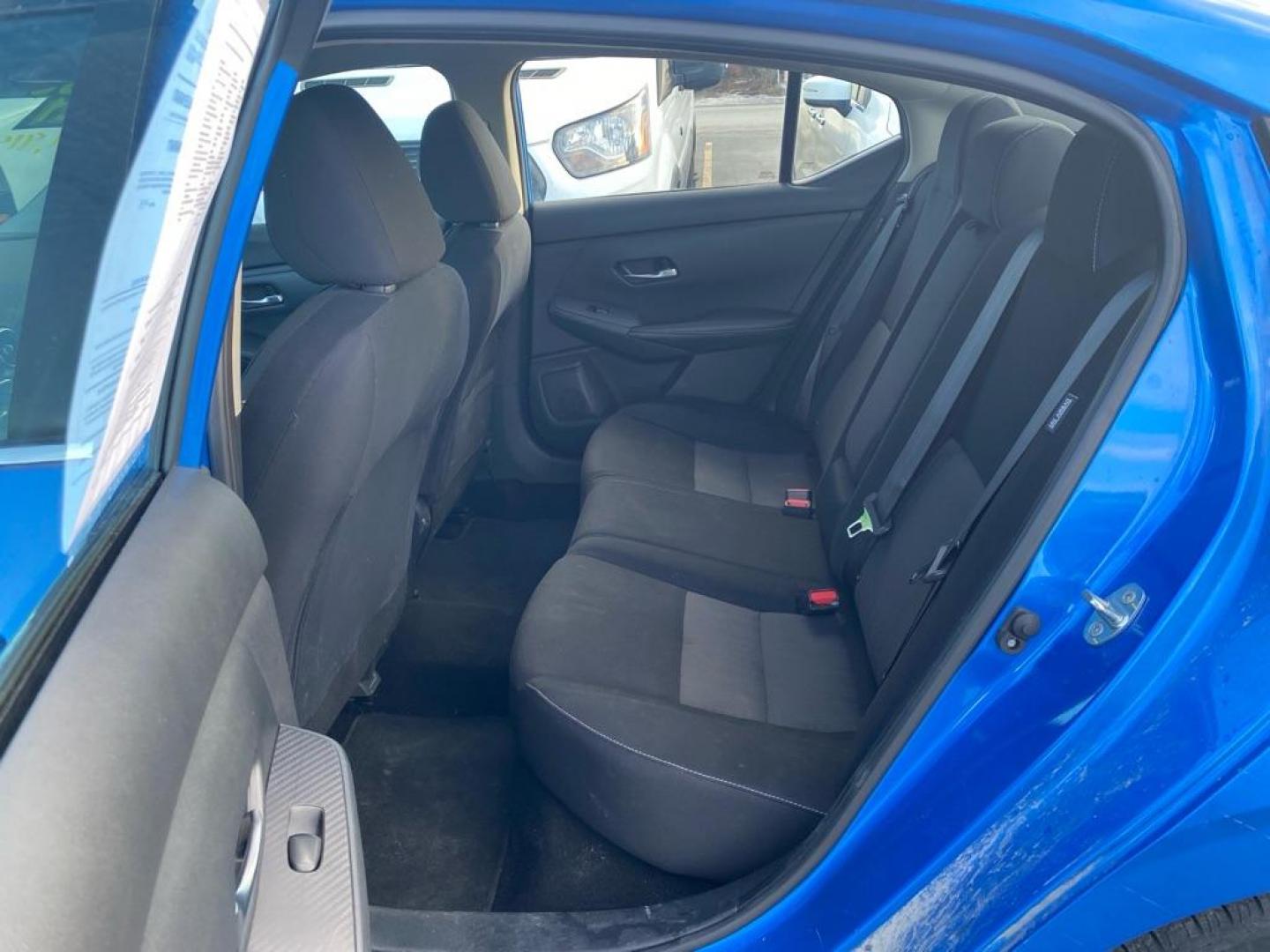 2021 BLUE NISSAN SENTRA SV SV (3N1AB8CV4MY) with an 2.0L engine, Continuously Variable transmission, located at 929 East 8th Ave, Anchorage, AK, 99501, (907) 274-2277, 61.214783, -149.866074 - Photo#3