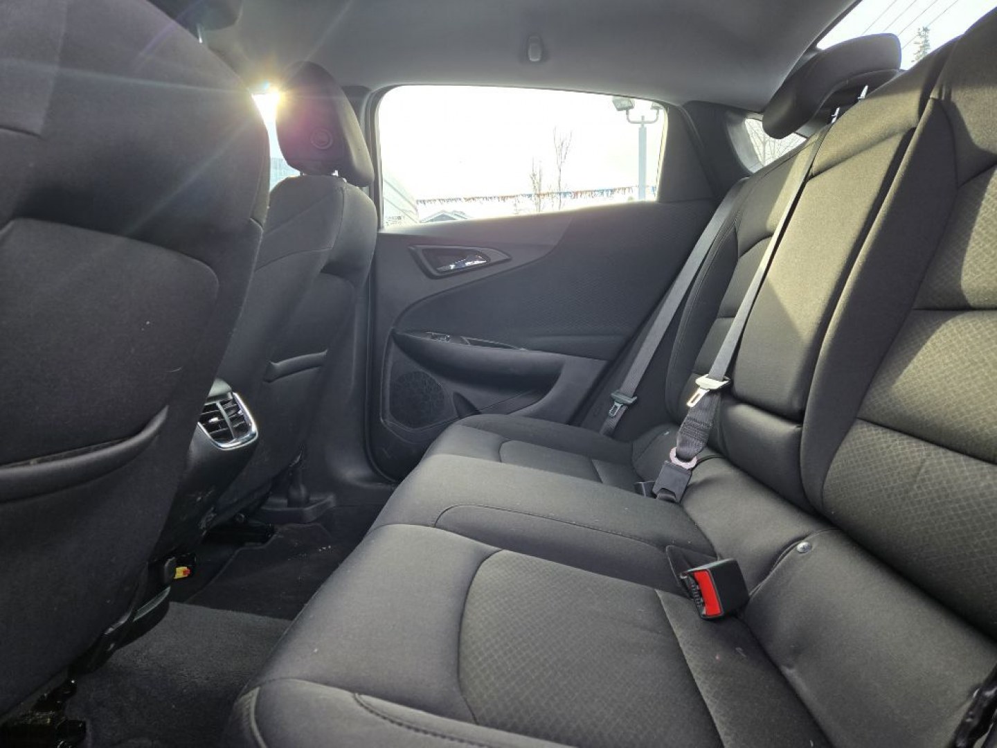 2022 GRAY CHEVROLET MALIBU LT LT (1G1ZD5ST2NF) with an 1.5L engine, Continuously Variable transmission, located at 929 East 8th Ave, Anchorage, AK, 99501, (907) 274-2277, 61.214783, -149.866074- Photo#3