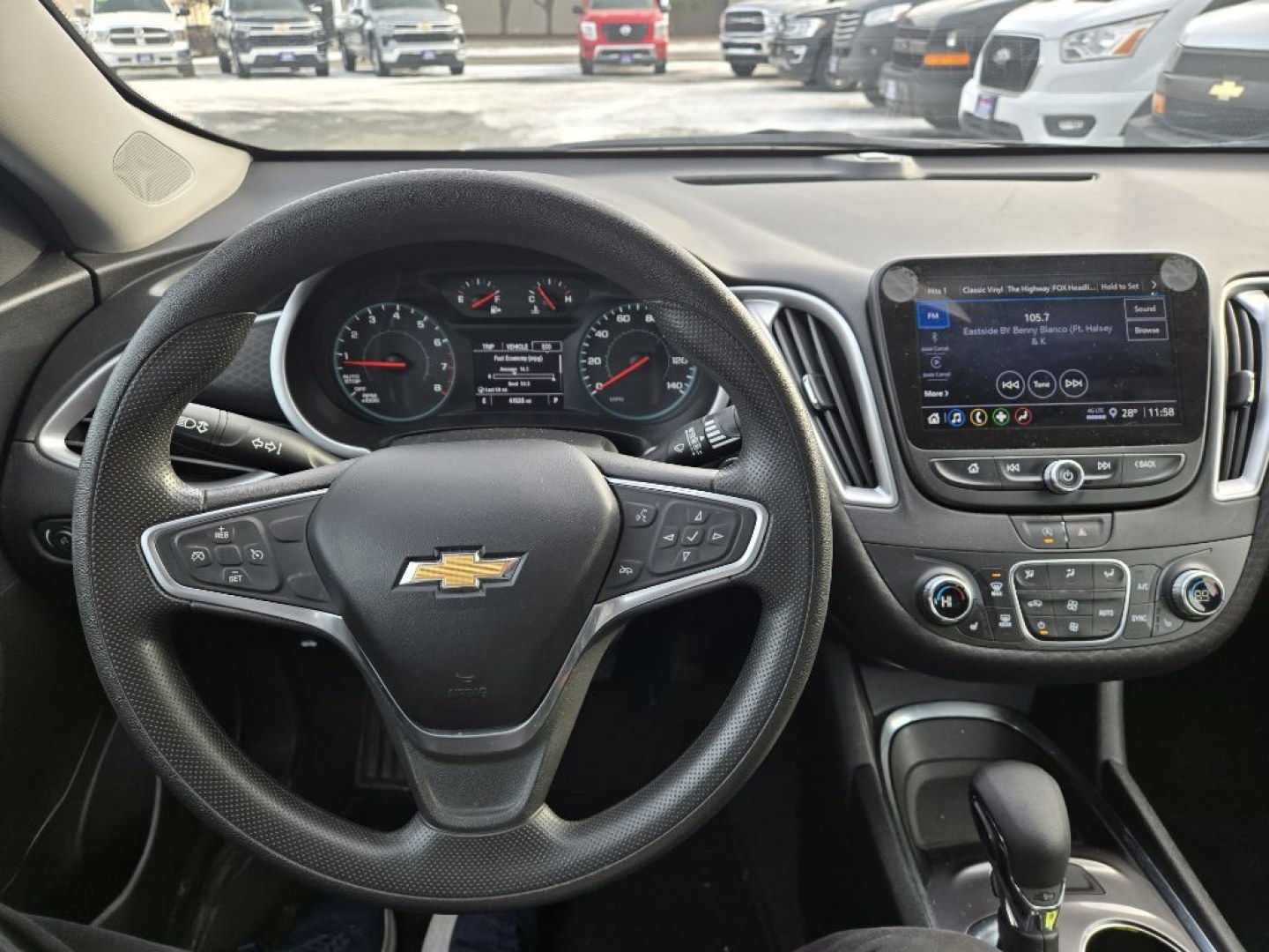 2022 GRAY CHEVROLET MALIBU LT LT (1G1ZD5ST2NF) with an 1.5L engine, Continuously Variable transmission, located at 929 East 8th Ave, Anchorage, AK, 99501, (907) 274-2277, 61.214783, -149.866074- Photo#4