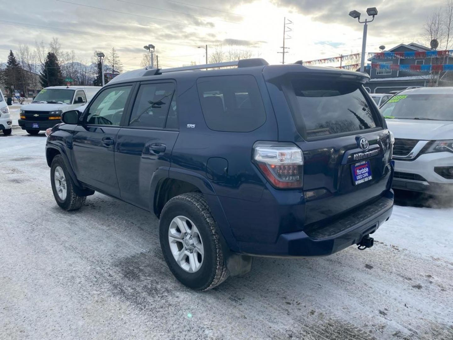 2024 BLUE TOYOTA 4RUNNER SR5/SR5 PREMIUM (JTEMU5JR3R6) with an 4.0L engine, Automatic transmission, located at 929 East 8th Ave, Anchorage, AK, 99501, (907) 274-2277, 61.214783, -149.866074 - Photo#2