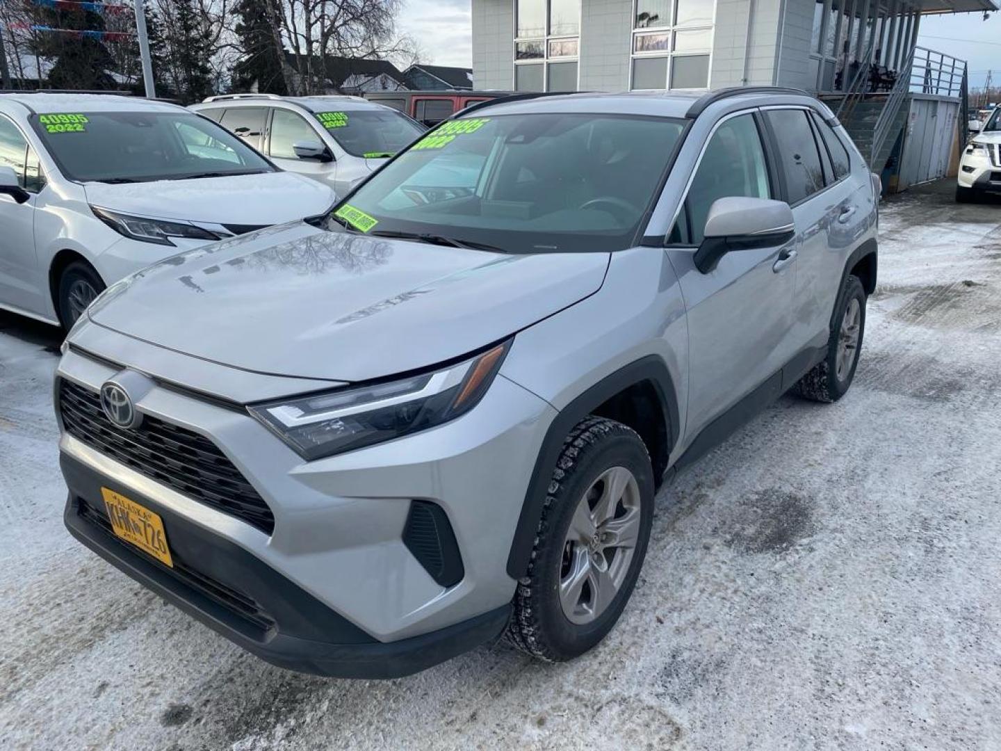 2022 SILVER TOYOTA RAV4 XLE XLE (2T3P1RFV2NW) with an 2.5L engine, Automatic transmission, located at 929 East 8th Ave, Anchorage, AK, 99501, (907) 274-2277, 61.214783, -149.866074 - Photo#0