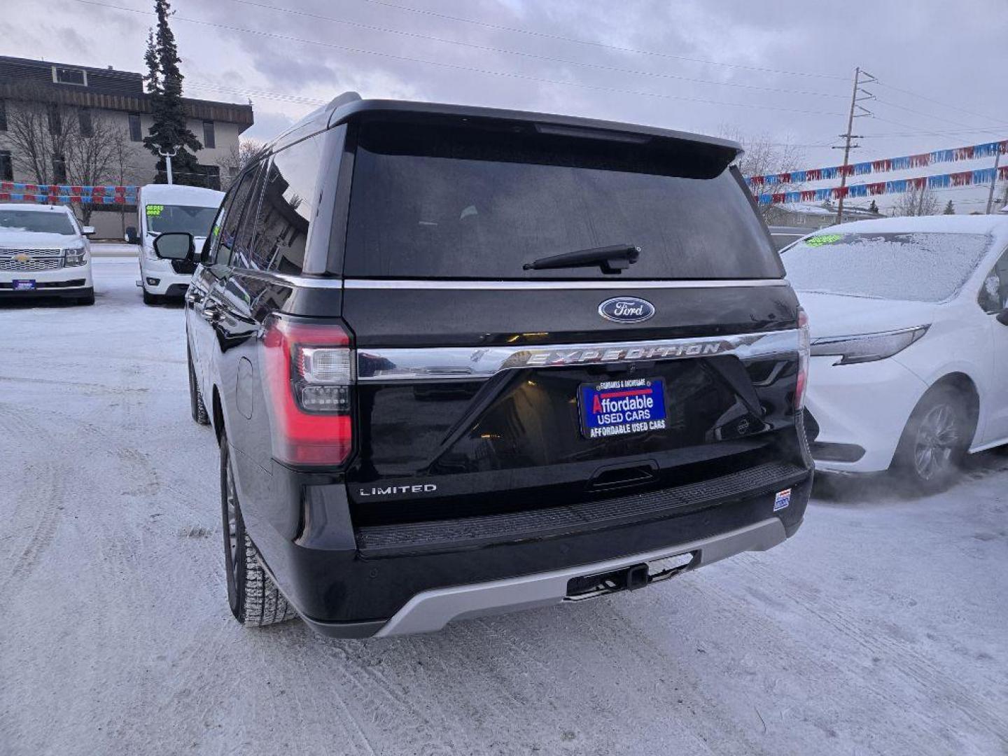 2021 BLACK FORD EXPEDITION LIMITED (1FMJU2AT0ME) with an 3.5L engine, Automatic transmission, located at 929 East 8th Ave, Anchorage, AK, 99501, (907) 274-2277, 61.214783, -149.866074 - Photo#2