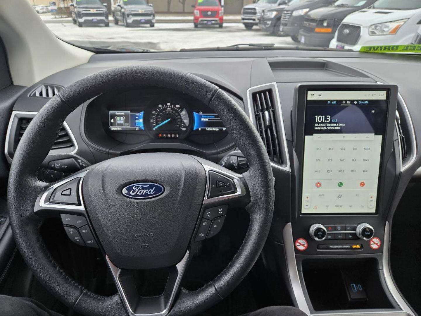 2024 BLUE FORD EDGE SEL SEL (2FMPK4J90RB) with an 2.0L engine, Automatic transmission, located at 929 East 8th Ave, Anchorage, AK, 99501, (907) 274-2277, 61.214783, -149.866074 - Photo#4