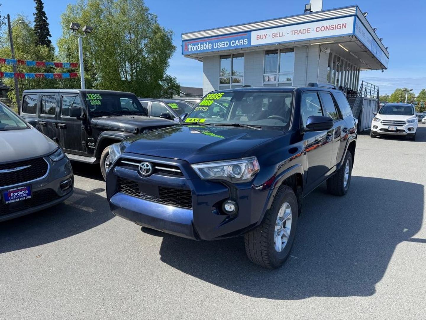 2023 BLUE TOYOTA 4RUNNER SE SE (JTEMU5JR6P6) with an 4.0L engine, Automatic transmission, located at 929 East 8th Ave, Anchorage, AK, 99501, (907) 274-2277, 61.214783, -149.866074 - Photo#0
