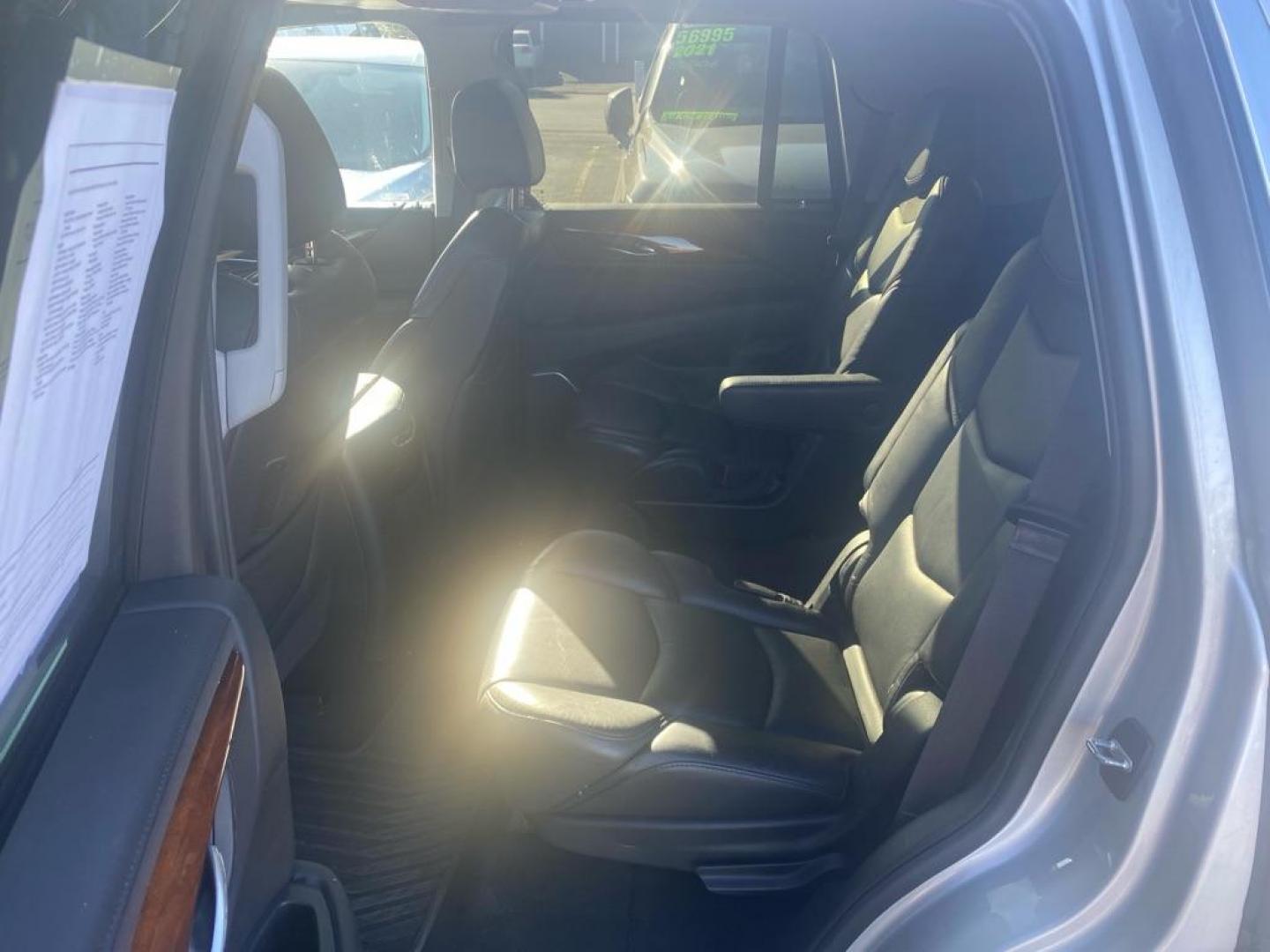 2017 SILVER CADILLAC ESCALADE PREMIUM LUXURY (1GYS4CKJ4HR) with an 6.2L engine, Automatic transmission, located at 929 East 8th Ave, Anchorage, AK, 99501, (907) 274-2277, 61.214783, -149.866074 - Photo#3