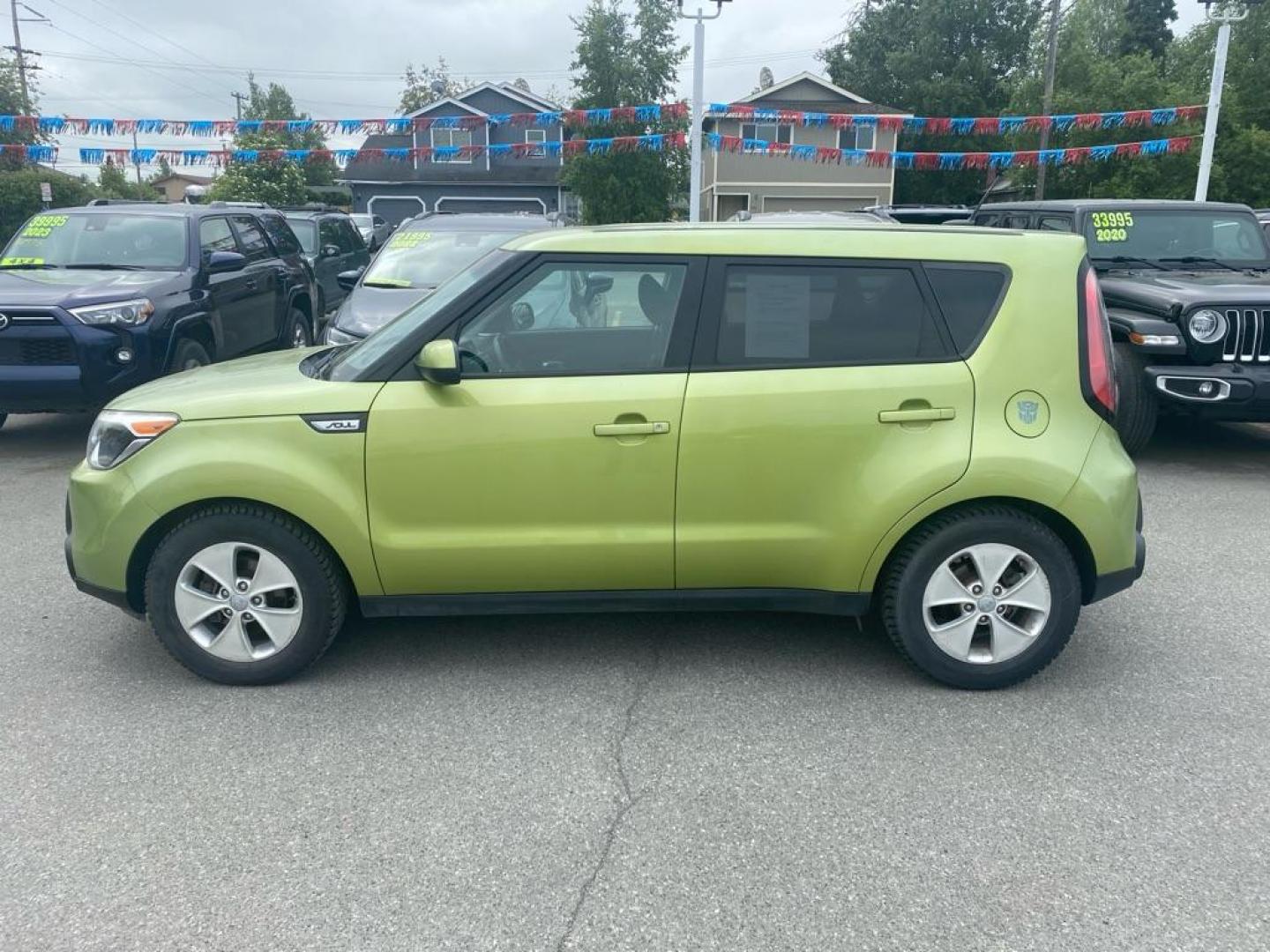 2016 GREEN KIA SOUL (KNDJN2A2XG7) with an 1.6L engine, Automatic transmission, located at 929 East 8th Ave, Anchorage, AK, 99501, (907) 274-2277, 61.214783, -149.866074 - Photo#1