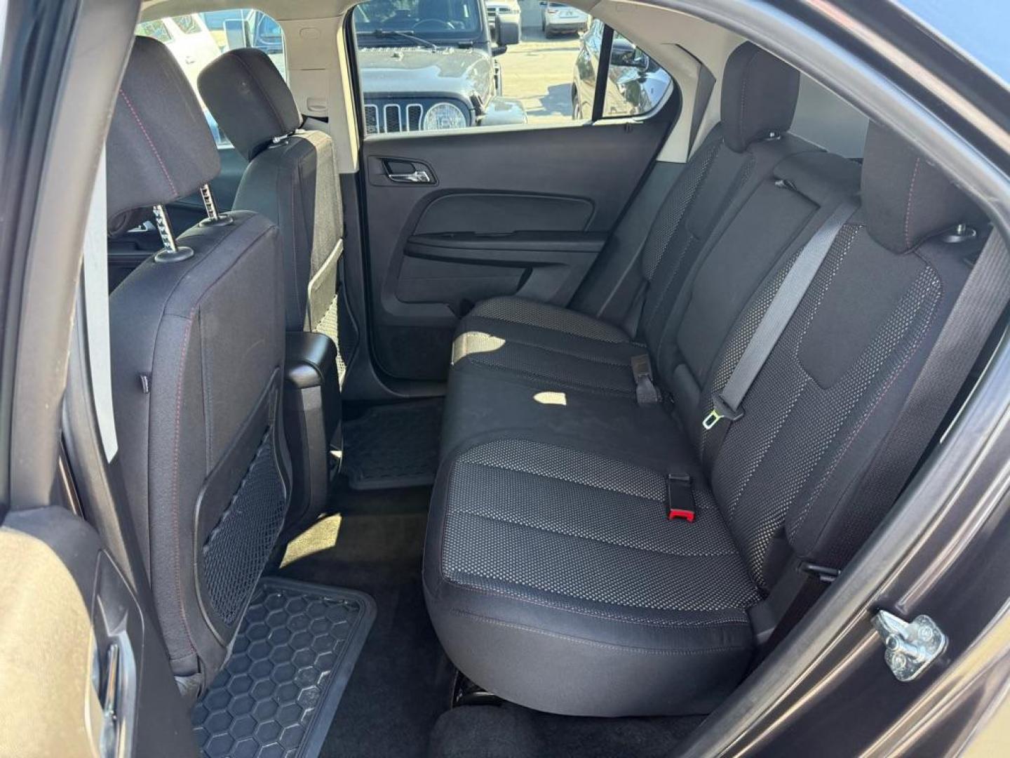 2014 BLACK CHEVROLET EQUINOX LT (2GNFLFEK1E6) with an 2.4L engine, Automatic transmission, located at 929 East 8th Ave, Anchorage, AK, 99501, (907) 274-2277, 61.214783, -149.866074 - Photo#3