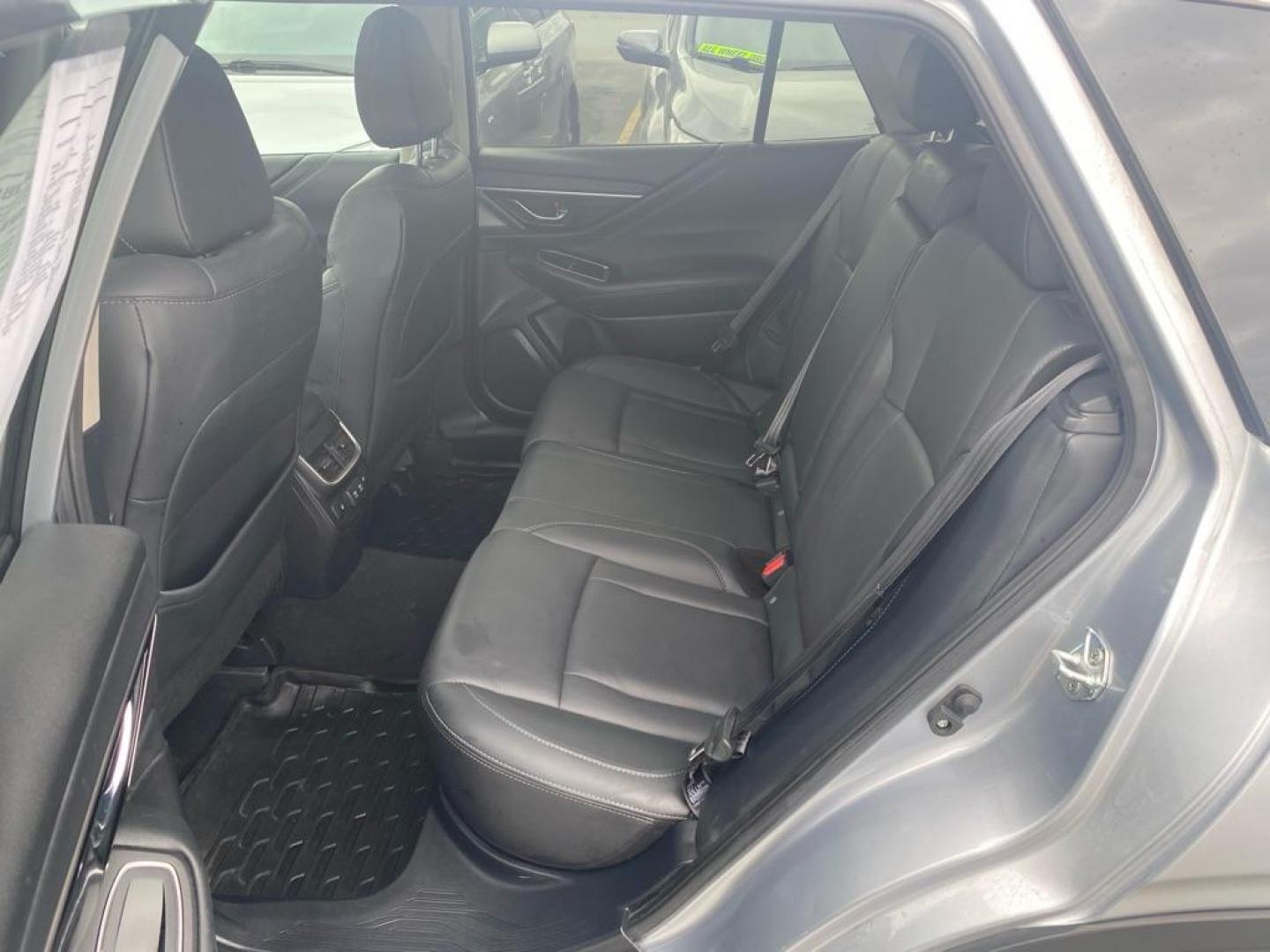 2022 SILVER SUBARU OUTBACK LIMITED (4S4BTANC4N3) with an 2.5L engine, Automatic transmission, located at 929 East 8th Ave, Anchorage, AK, 99501, (907) 274-2277, 61.214783, -149.866074 - Photo#3