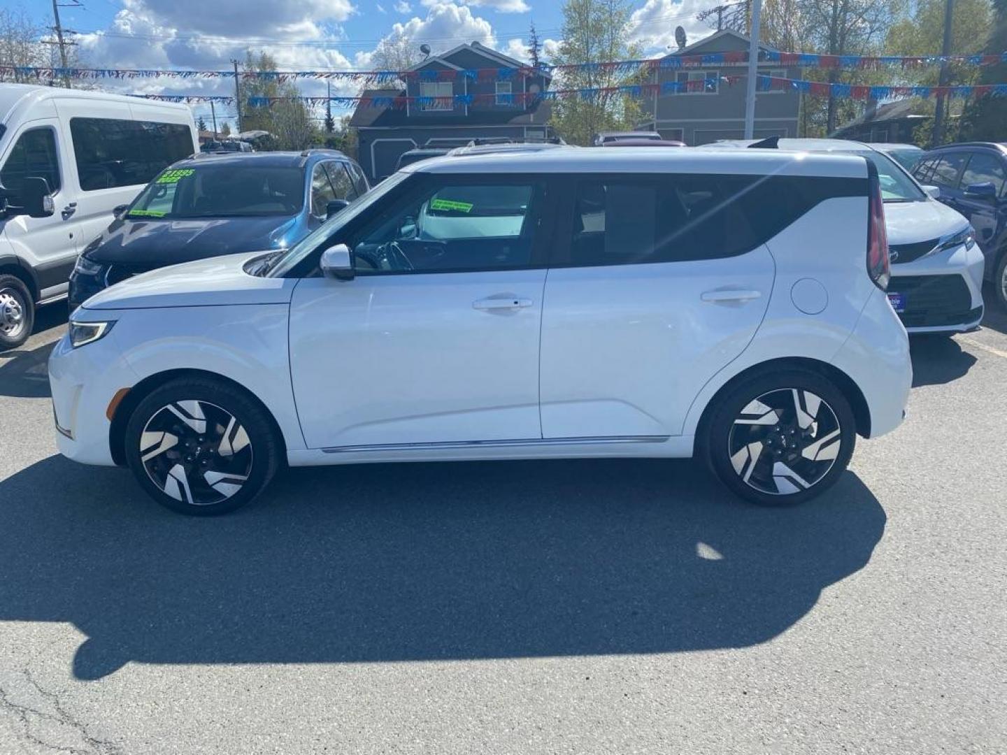 2023 WHITE KIA SOUL GT LINE (KNDJ53AU0P7) with an 2.0L engine, Continuously Variable transmission, located at 929 East 8th Ave, Anchorage, AK, 99501, (907) 274-2277, 61.214783, -149.866074 - Photo#1