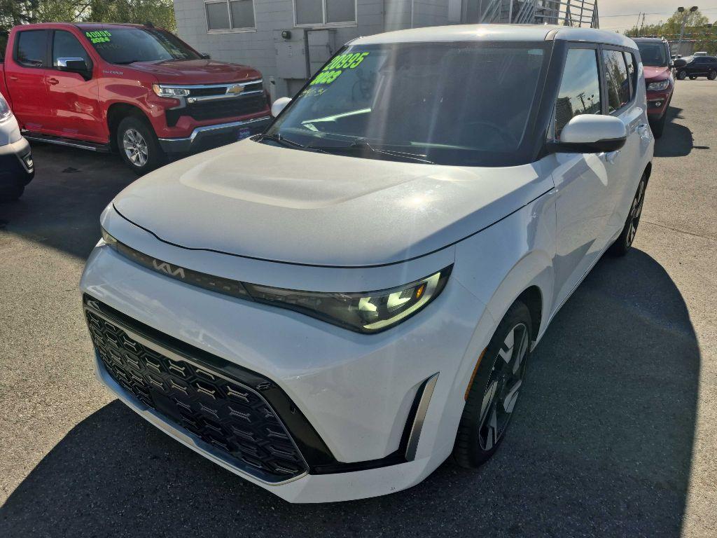 photo of 2023 KIA SOUL GT LINE