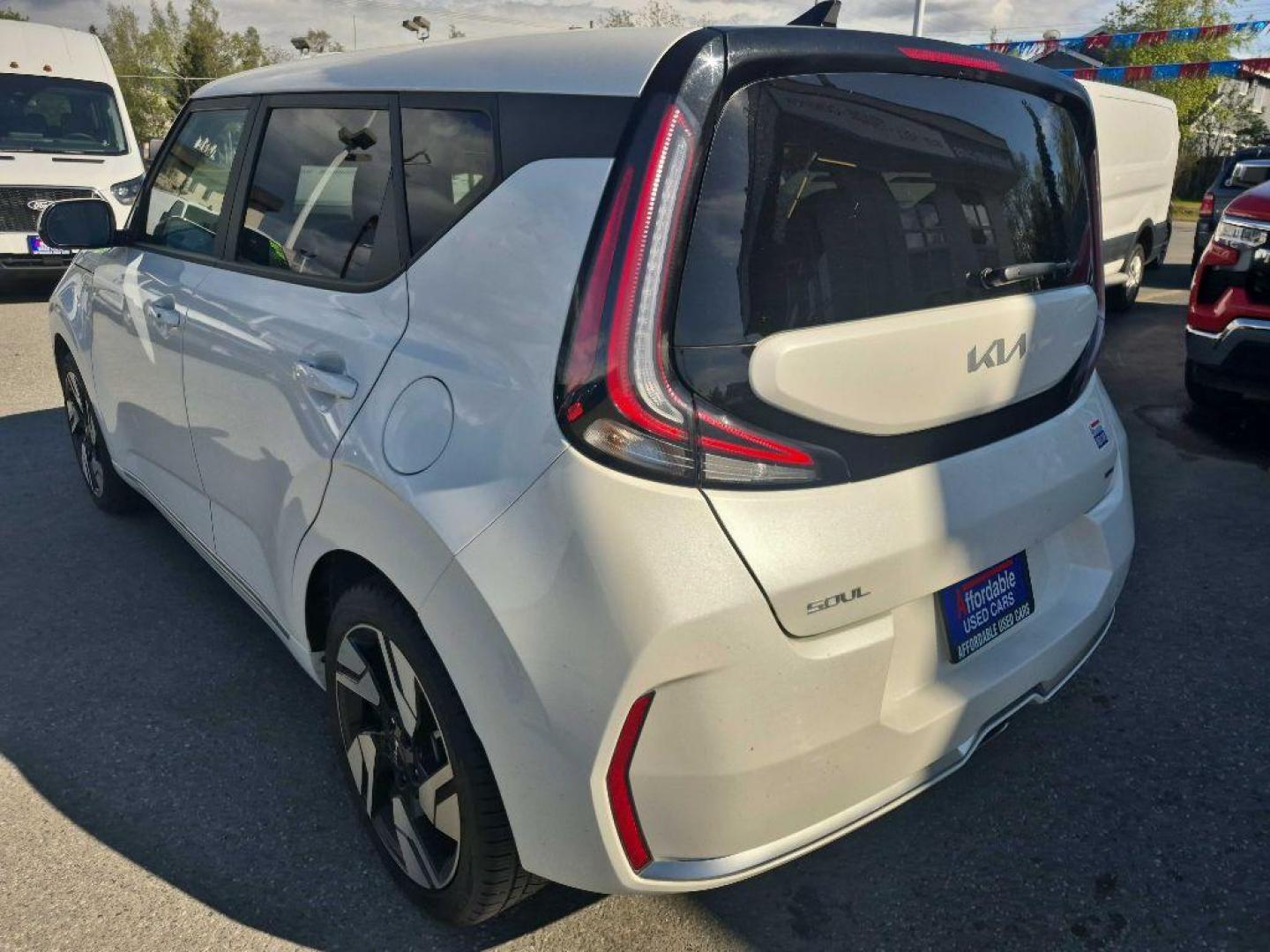 2023 WHITE KIA SOUL GT LINE (KNDJ53AU0P7) with an 2.0L engine, Continuously Variable transmission, located at 929 East 8th Ave, Anchorage, AK, 99501, (907) 274-2277, 61.214783, -149.866074 - Photo#2