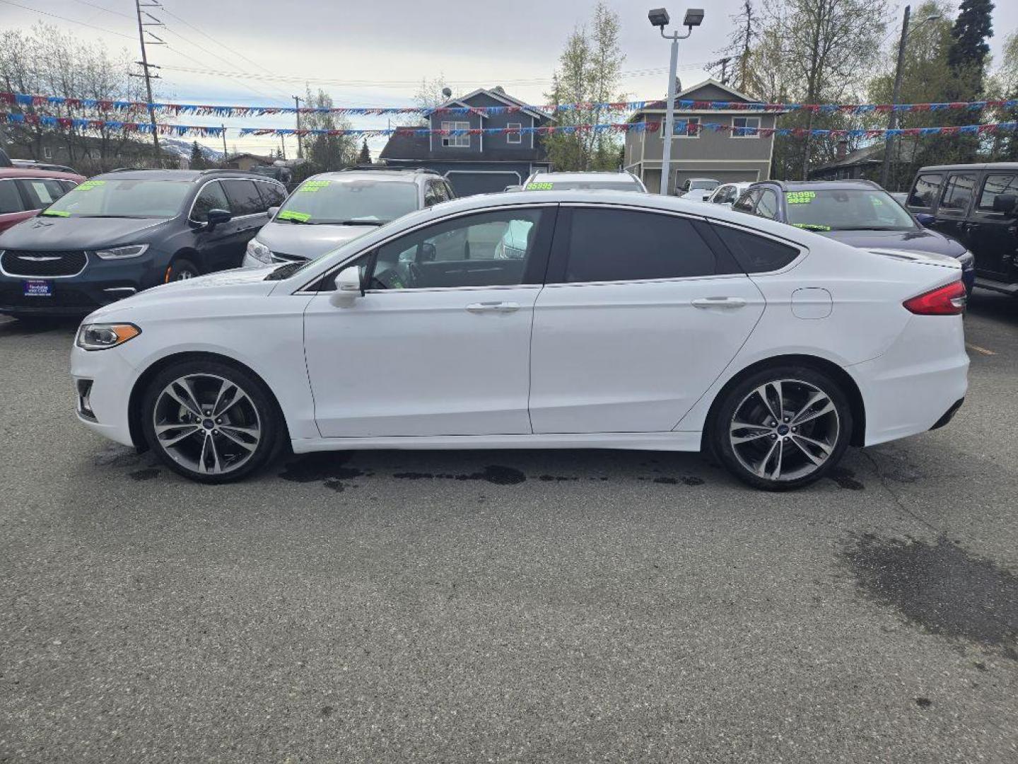 2019 WHITE FORD FUSION TITANIUM (3FA6P0D9XKR) with an 2.0L engine, Automatic transmission, located at 929 East 8th Ave, Anchorage, AK, 99501, (907) 274-2277, 61.214783, -149.866074 - Photo#1