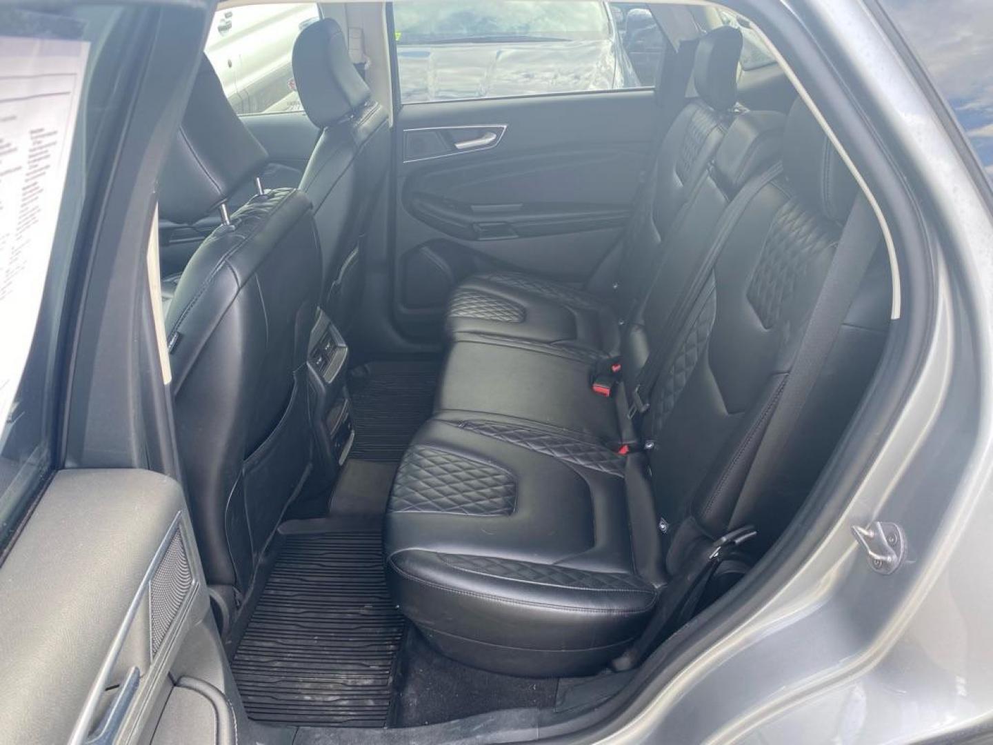 2023 SILVER FORD EDGE TITANIUM TITANIUM (2FMPK4K97PB) with an 2.0L engine, Automatic transmission, located at 929 East 8th Ave, Anchorage, AK, 99501, (907) 274-2277, 61.214783, -149.866074 - Photo#3
