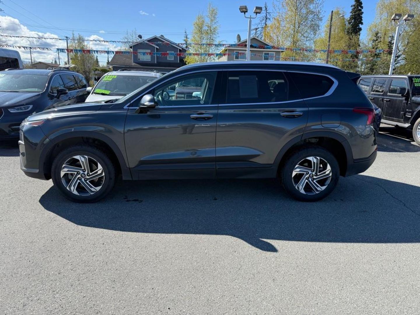 2023 GRAY HYUNDAI SANTA FE SEL SEL (5NMS2DAJ3PH) with an 2.5L engine, Automatic transmission, located at 929 East 8th Ave, Anchorage, AK, 99501, (907) 274-2277, 61.214783, -149.866074 - Photo#1