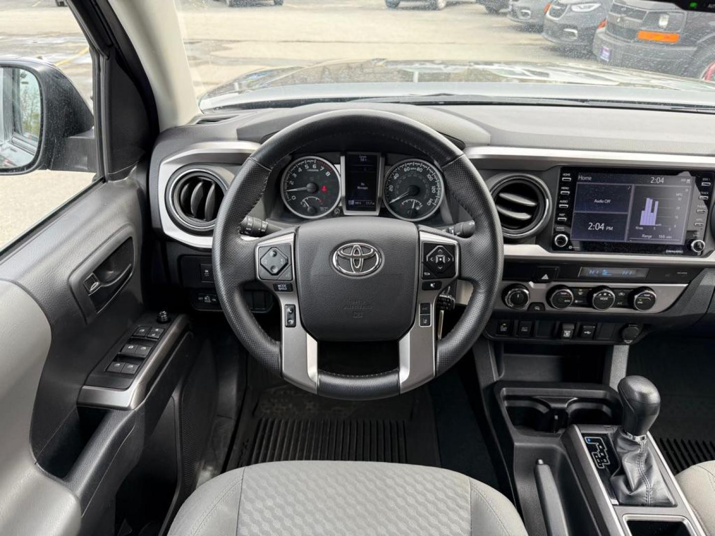 2022 GRAY TOYOTA TACOMA DOUBLE CAB (3TMCZ5AN5NM) with an 3.5L engine, Automatic transmission, located at 929 East 8th Ave, Anchorage, AK, 99501, (907) 274-2277, 61.214783, -149.866074 - Photo#4