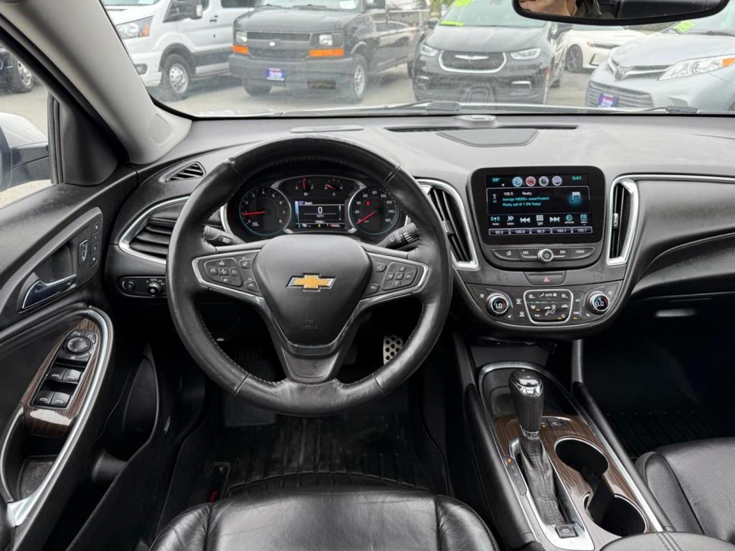 2016 SILVER CHEVROLET MALIBU PREMIER (1G1ZH5SX4GF) with an 2.0L engine, Automatic transmission, located at 929 East 8th Ave, Anchorage, AK, 99501, (907) 274-2277, 61.214783, -149.866074 - Photo#4
