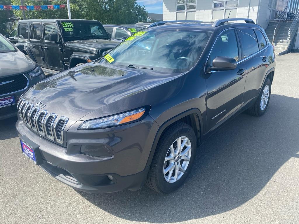 photo of 2016 JEEP CHEROKEE LATITUDE